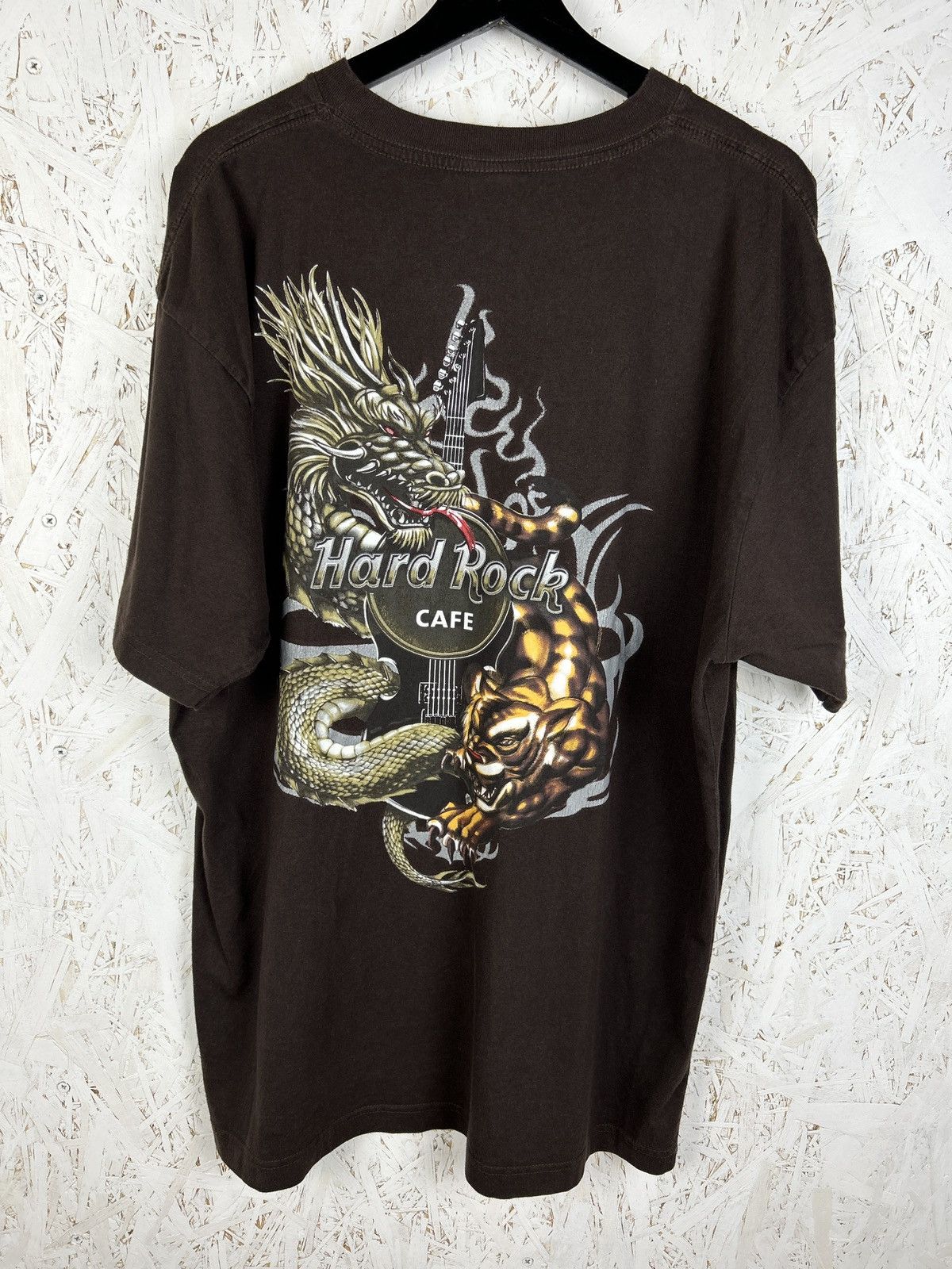 Hard Rock Cafe Vintage Hard Rock Cafe Dragon & Tiger Hurghada T-Shirt XL Size US XL / EU 56 / 4 - 1 Thumbnail