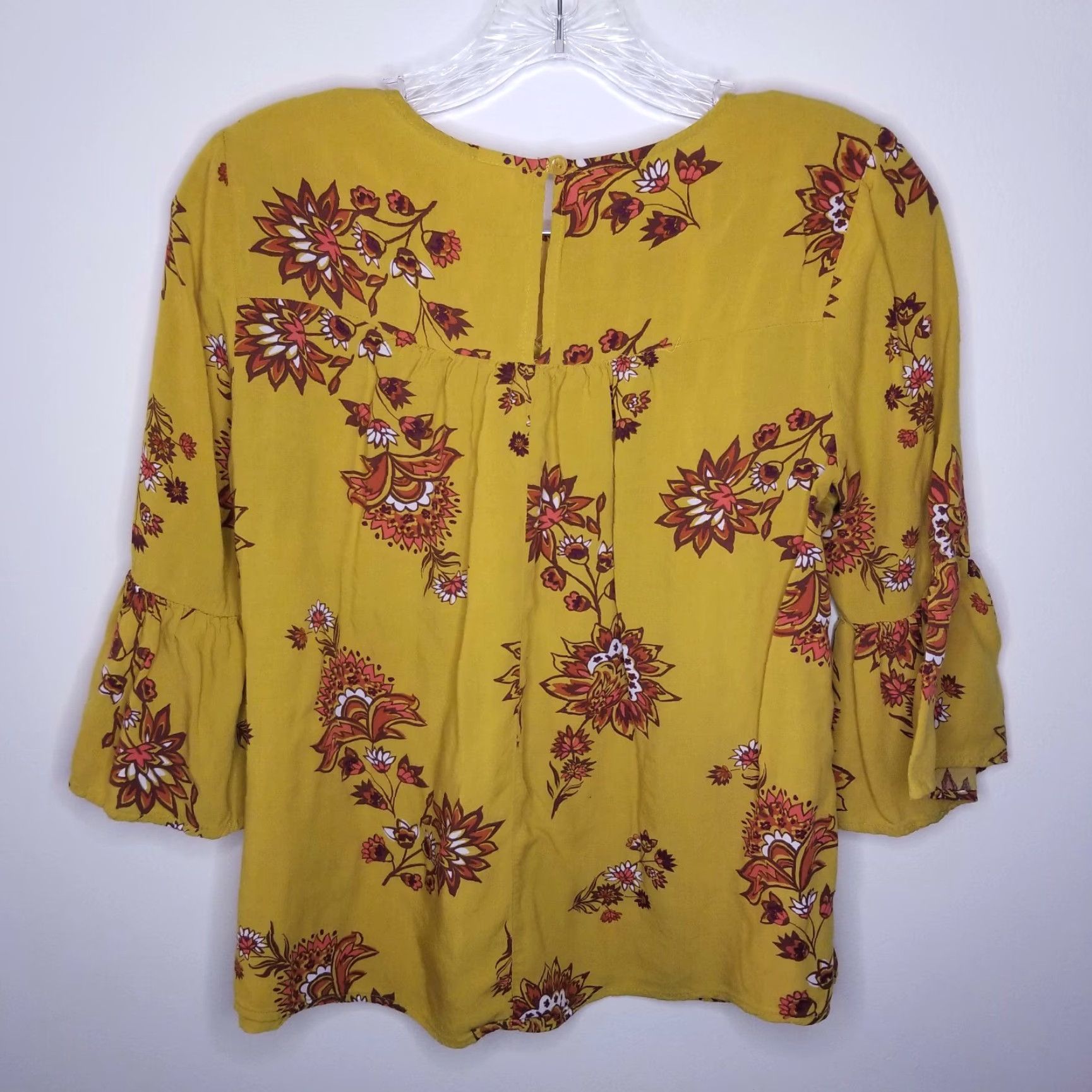 Old Navy Old Navy Women's Blouse Size S Yellow Floral Flared Top Womens Size S / US 4 / IT 40 - 4 Thumbnail