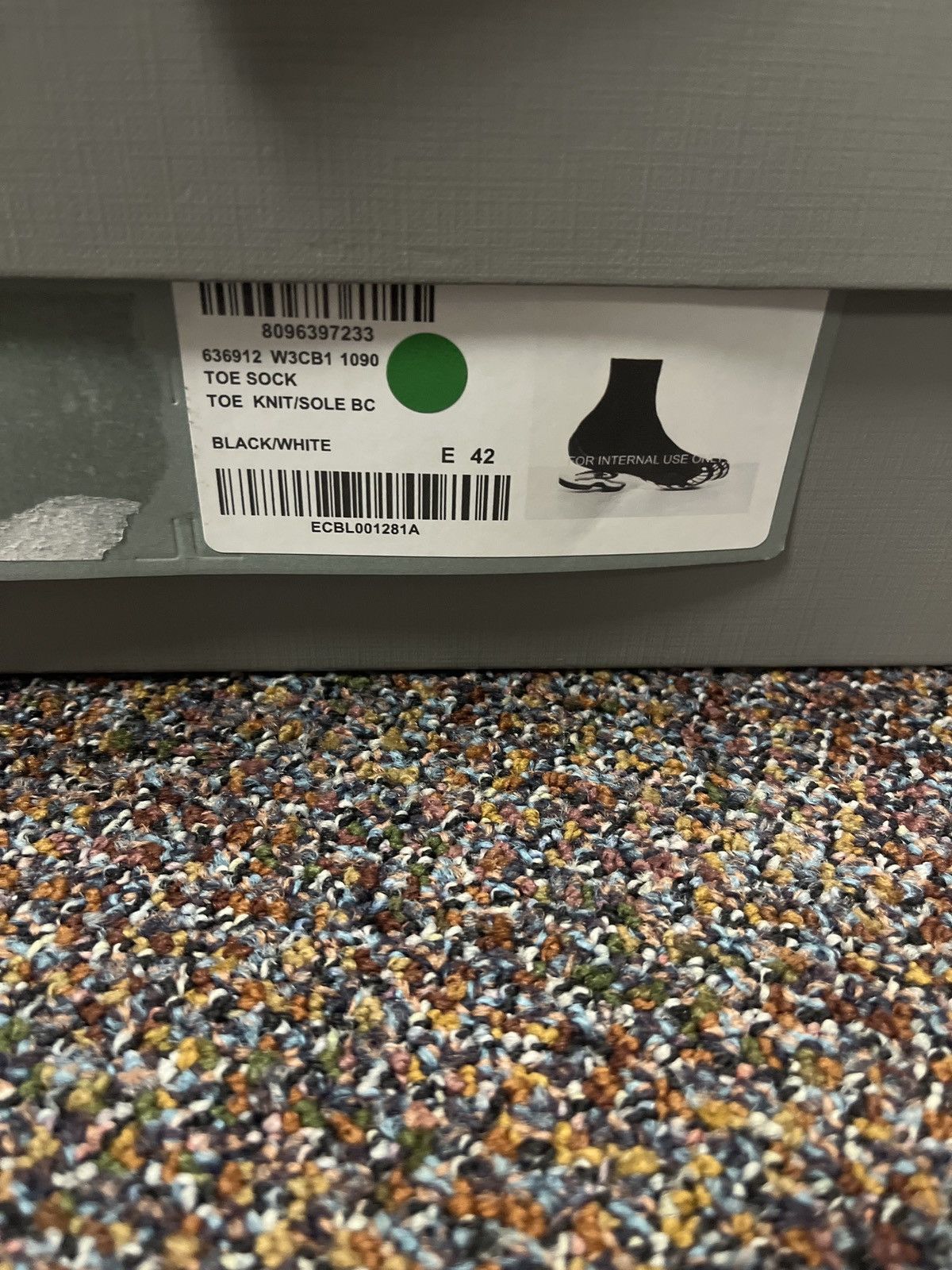 Balenciaga o1rshd1 Q:2 / Flex Five Toe Socks Boots in Black/white Size US 9 / EU 42 - 14 Thumbnail