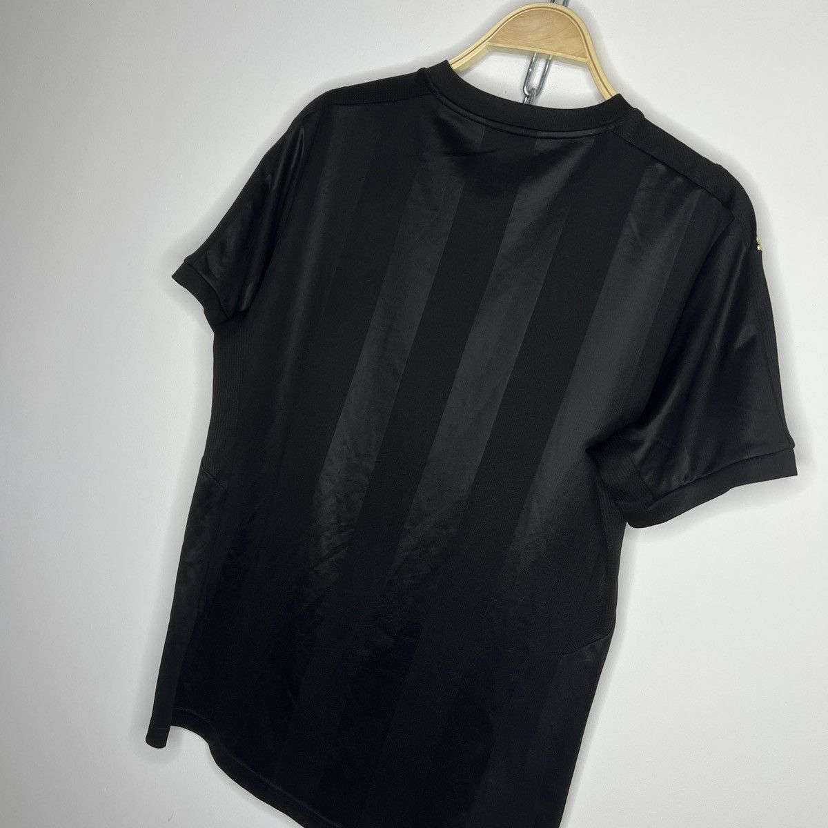Puma × Vintage Puma Newcastle United Home Soccer Jersey Tshirt Tee Black Size US M / EU 48-50 / 2 - 9 Thumbnail