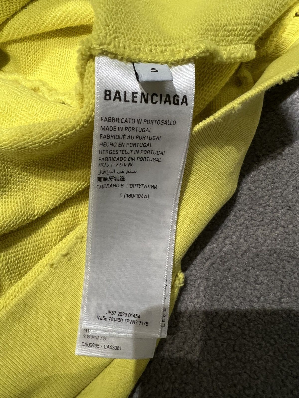 Balenciaga Balenciaga Dark Wave Hoodie Unisex OG $1250 Size US XL / EU 56 / 4 - 12 Thumbnail