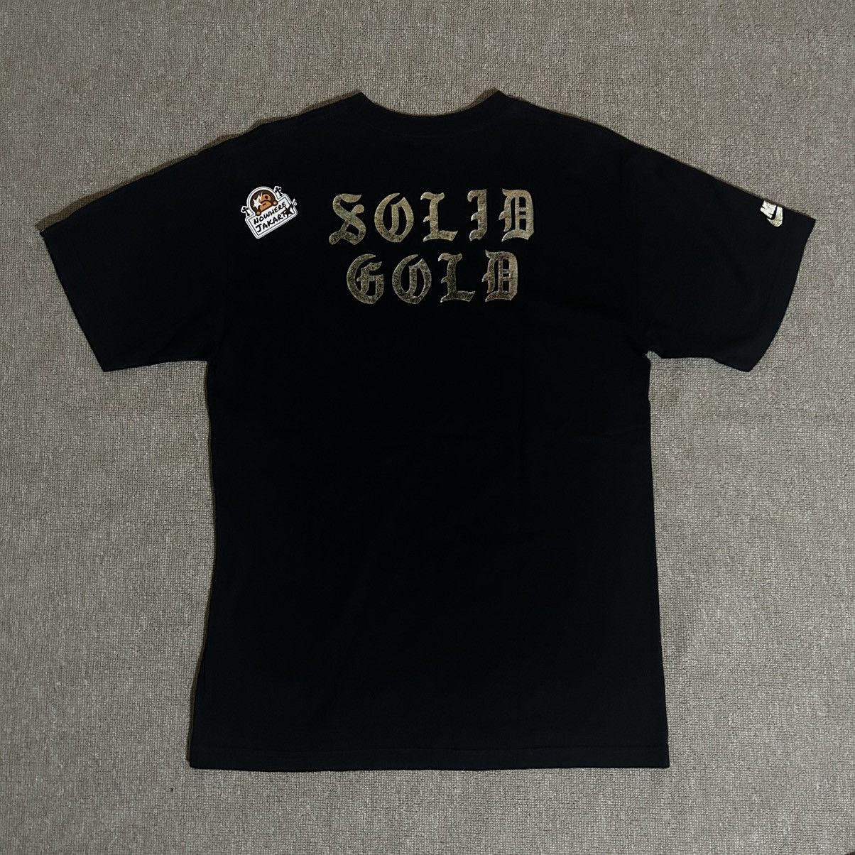 Nike × Undefeated 2008 Undefeated x Nike Solid Gold Tee Size US M / EU 48-50 / 2 - 1 Thumbnail