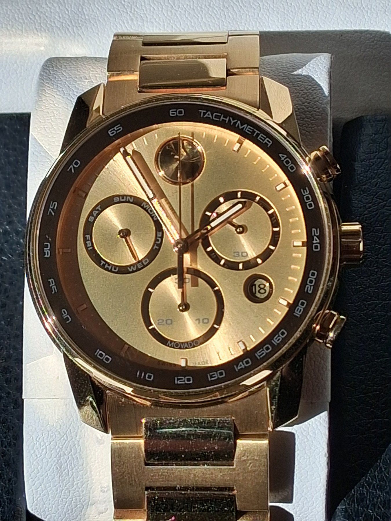 Movado Bold Verso Chronograph Full Gold - Swiss Quartz 44mm