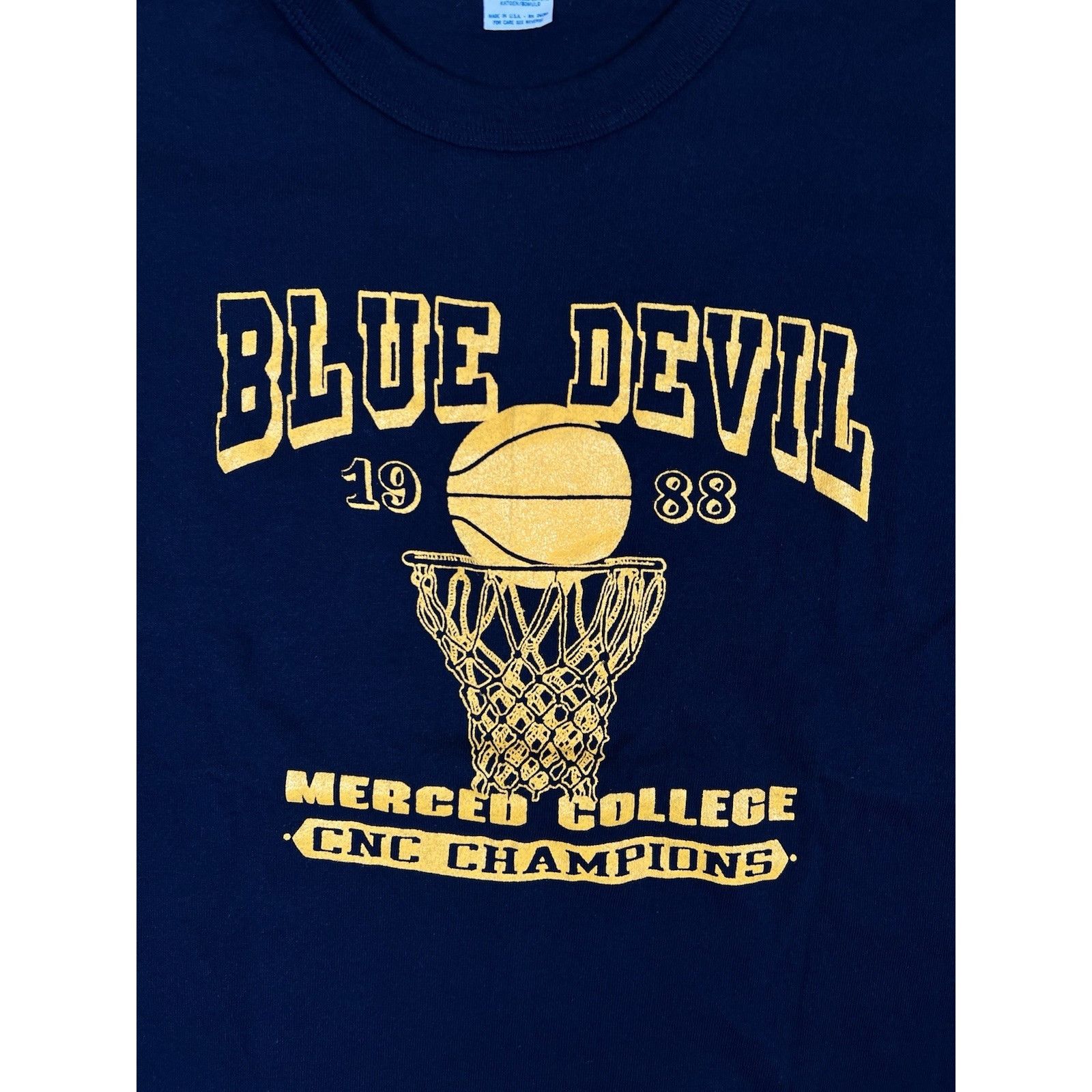 Champion Vintage Merced College Blue Devils Basketball Champions T-Sh Size US XXL / EU 58 / 5 - 2 Thumbnail