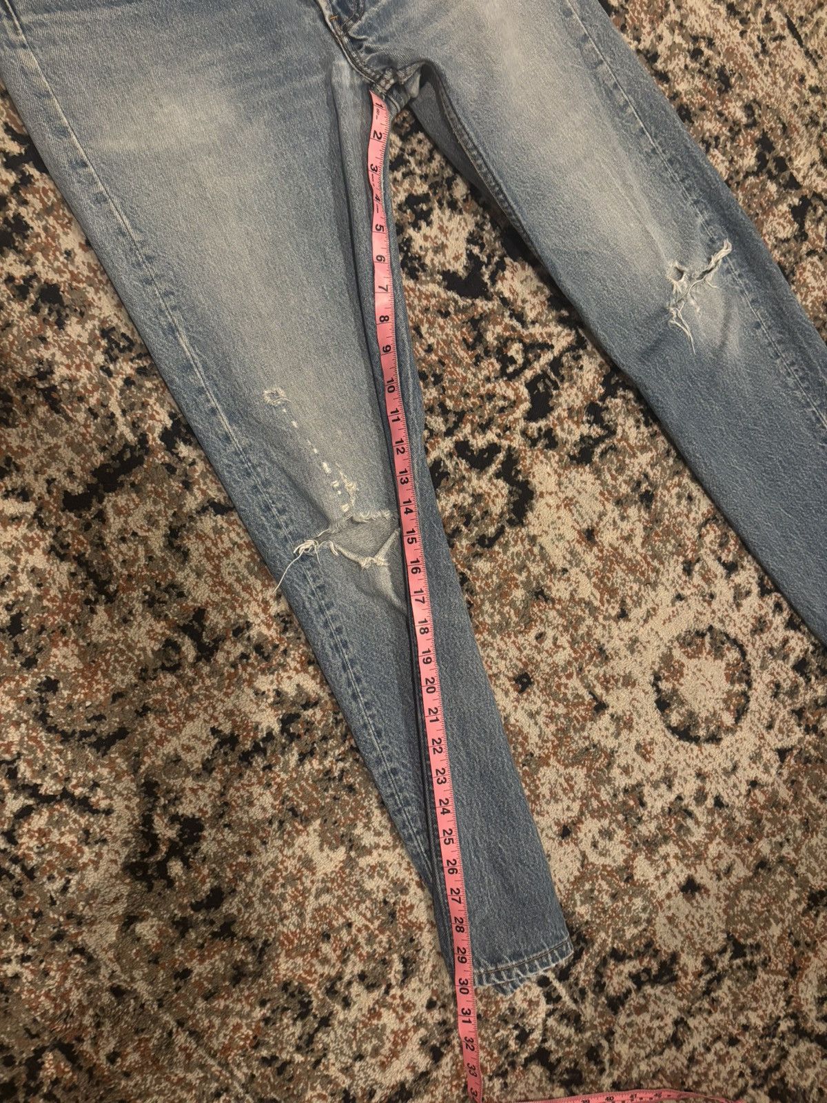 Levi's 1980s Levi's 501xx Distressed Light Wash Blue Jeans 32 x 30 Size US 32 / EU 48 - 8 Thumbnail