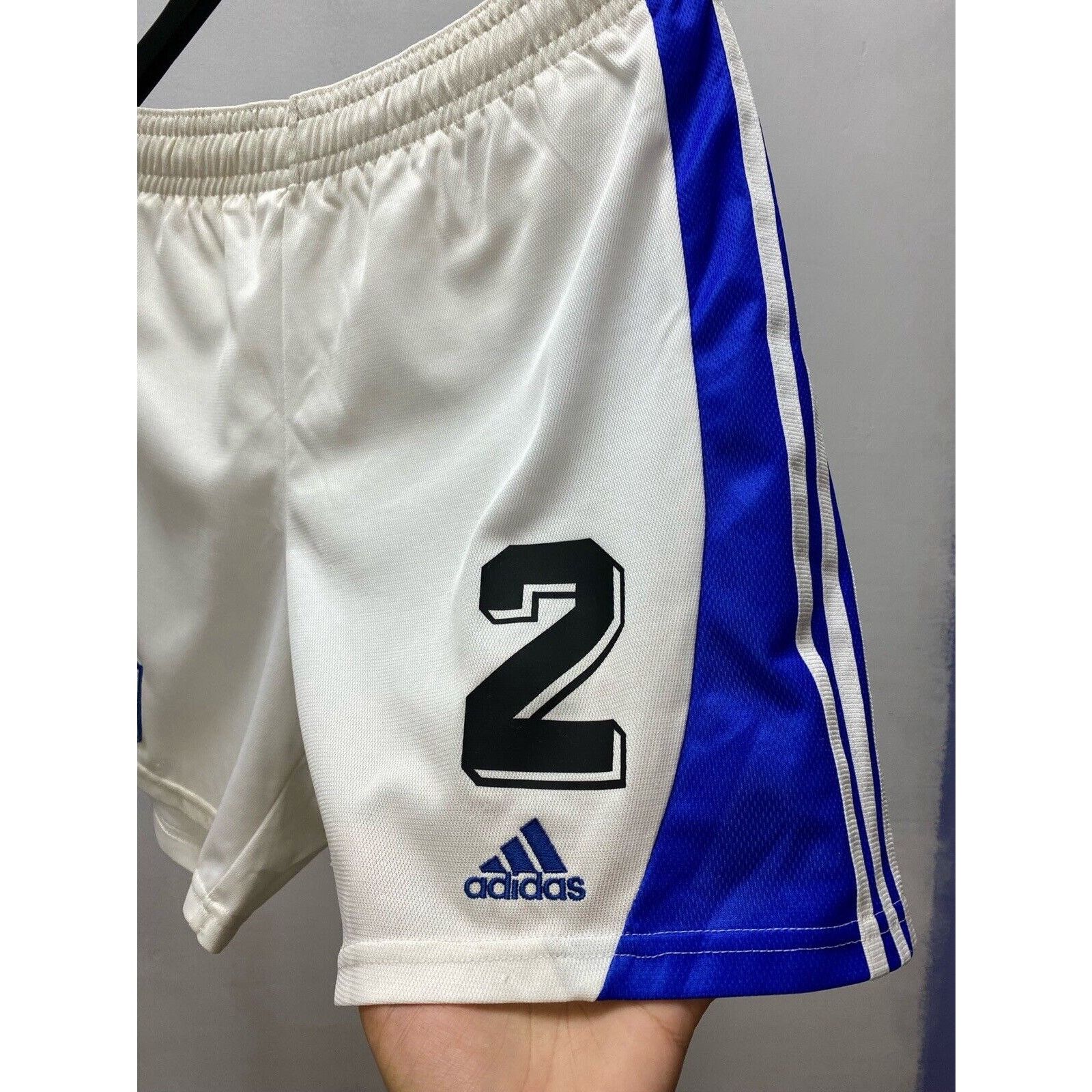 Adidas Grasshopper Club Zurich 2000s #2 Football Soccer Shorts Size US 34 / EU 50 - 4 Thumbnail
