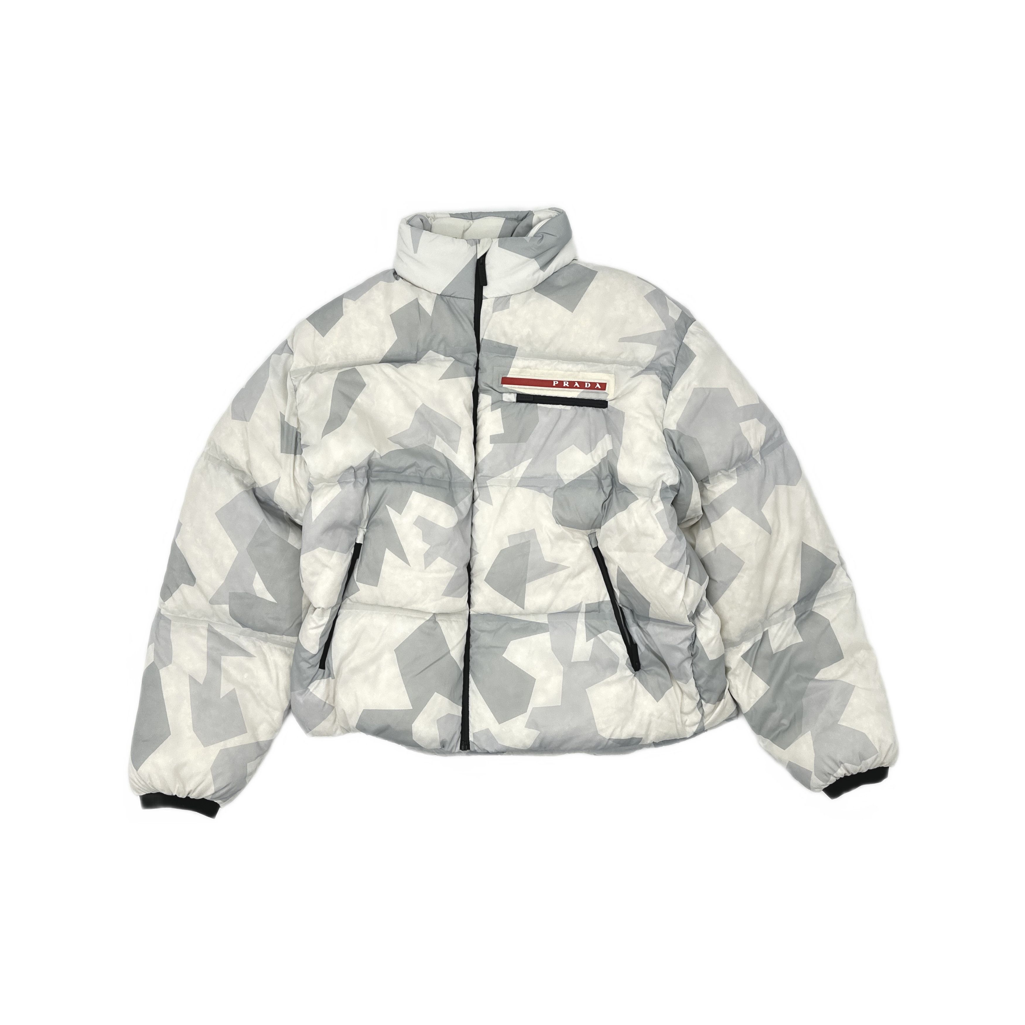 Prada Prada Camouflage Puffer Jacket Size XL Size US XL / EU 56 / 4 - 1 Thumbnail