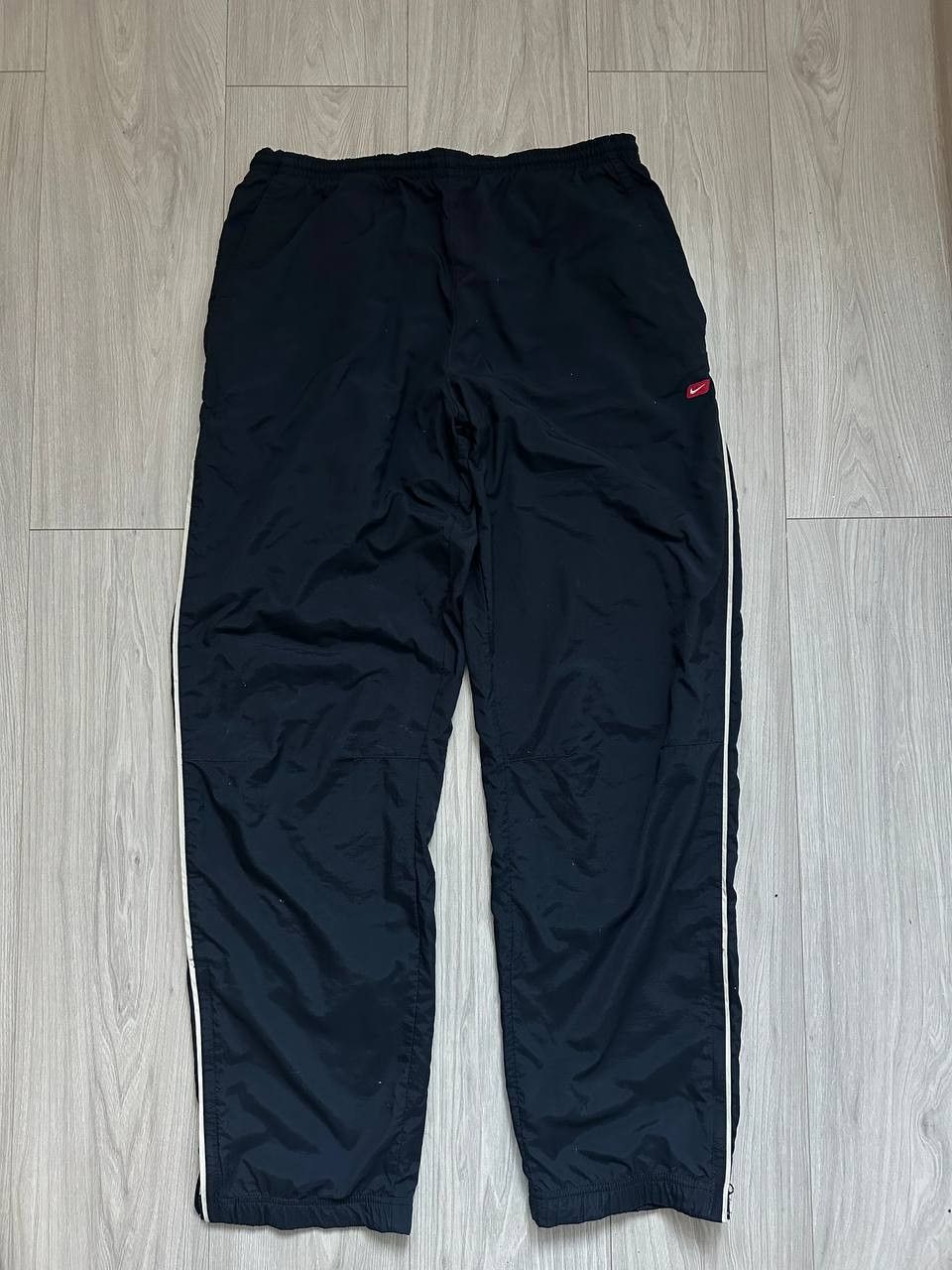 Nike Nike Vintage Mens Nylon Pants Size US 36 / EU 52 - 1 Thumbnail