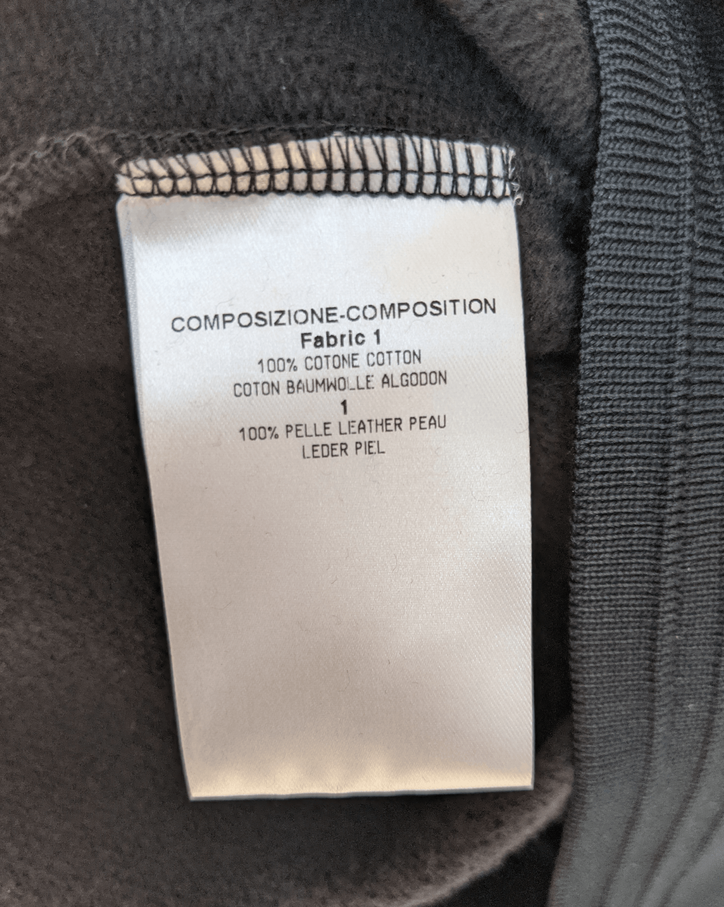 Alexander McQueen Alexander McQueen Degrade Leather Sleeved Cotton Sweatshirt Size US S / EU 44-46 / 1 - 7 Thumbnail