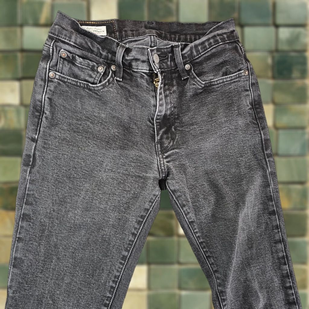 Levi's Levi's Jeans Slim 511 Mens 29x26 Black Distressed Stretch Denim 5-Pocket Size US 29 - 1 Thumbnail