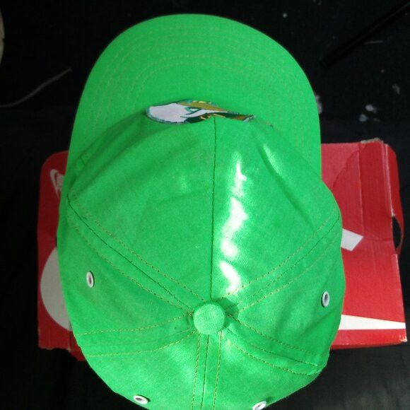 NCAA × Vintage Vintage 90s Oregon Ducks Neon Patch Snap Back Hat Size ONE SIZE - 4 Thumbnail