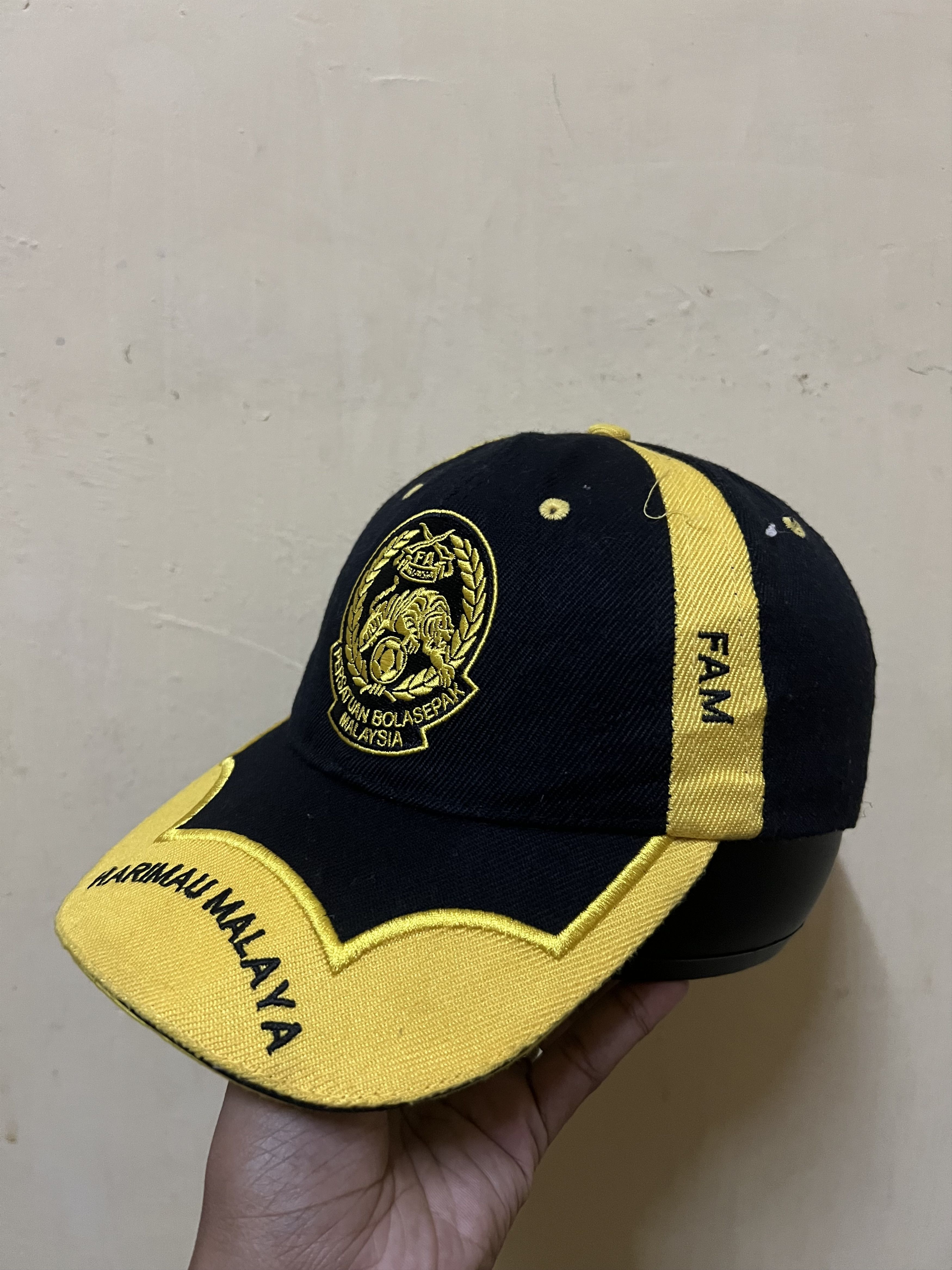Vintage Vintage Harimau Malaya Malaysia Football Hat Size ONE SIZE - 2 Thumbnail