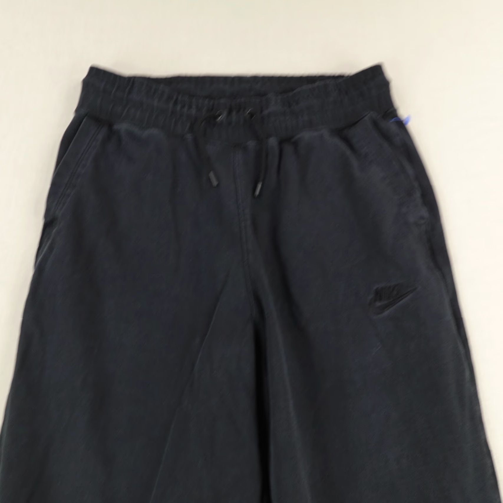 Nike VINTAGE Nike Jogger Pants Womens Small Black Athleisure Casual Sportswear Tapered Leg Size S / US 4 / IT 40 - 2 Thumbnail