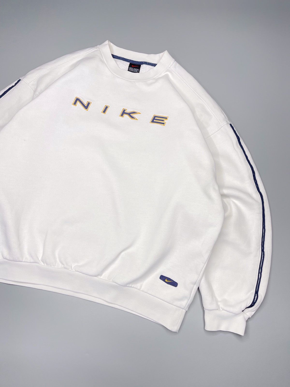 Nike × Vintage Vintage Y2k Nike Big Logo Sweatshirt 90’s Size US XL / EU 56 / 4 - 2 Thumbnail