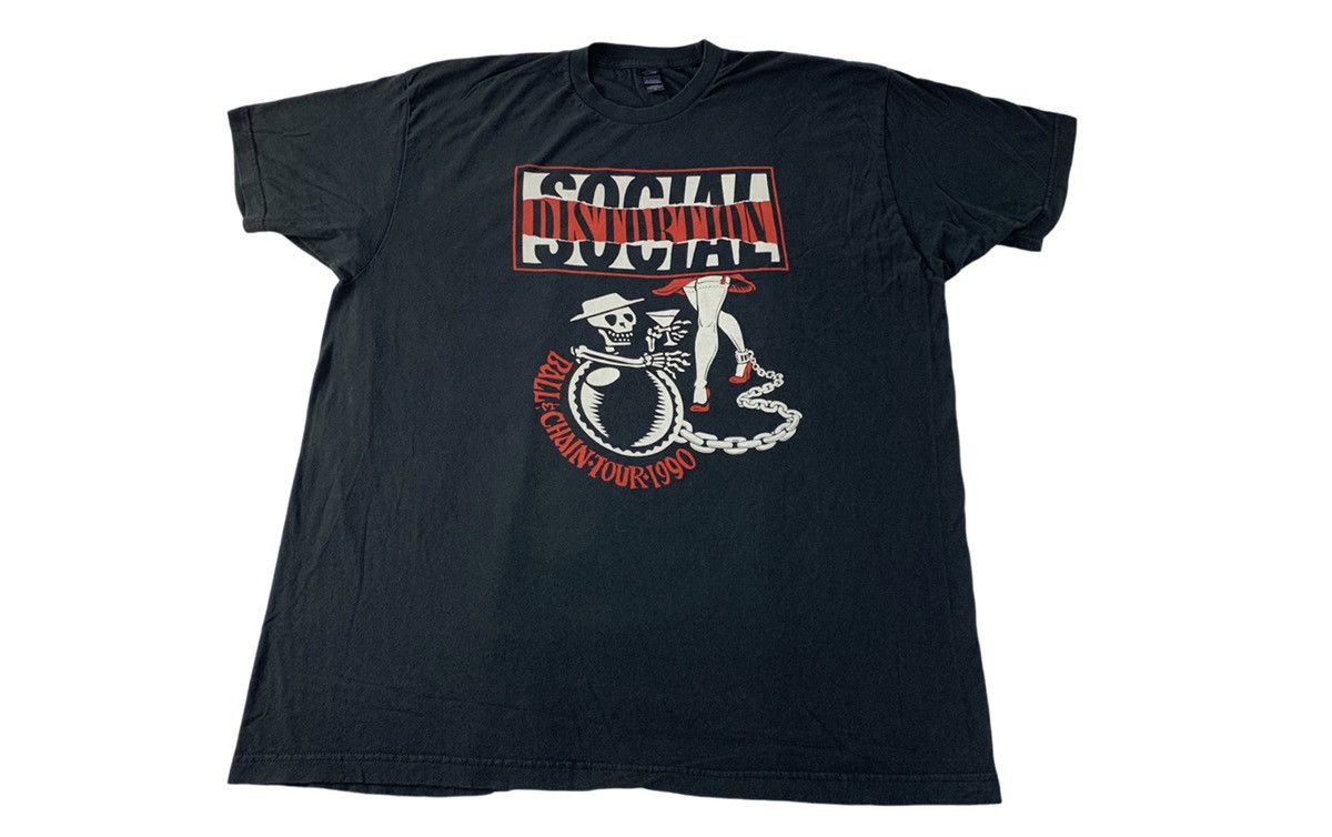 Band Tees Social Distortion USA Ball & Chain Tour 1990 Big Logo Tee Size US XXL / EU 58 / 5 - 1 Thumbnail