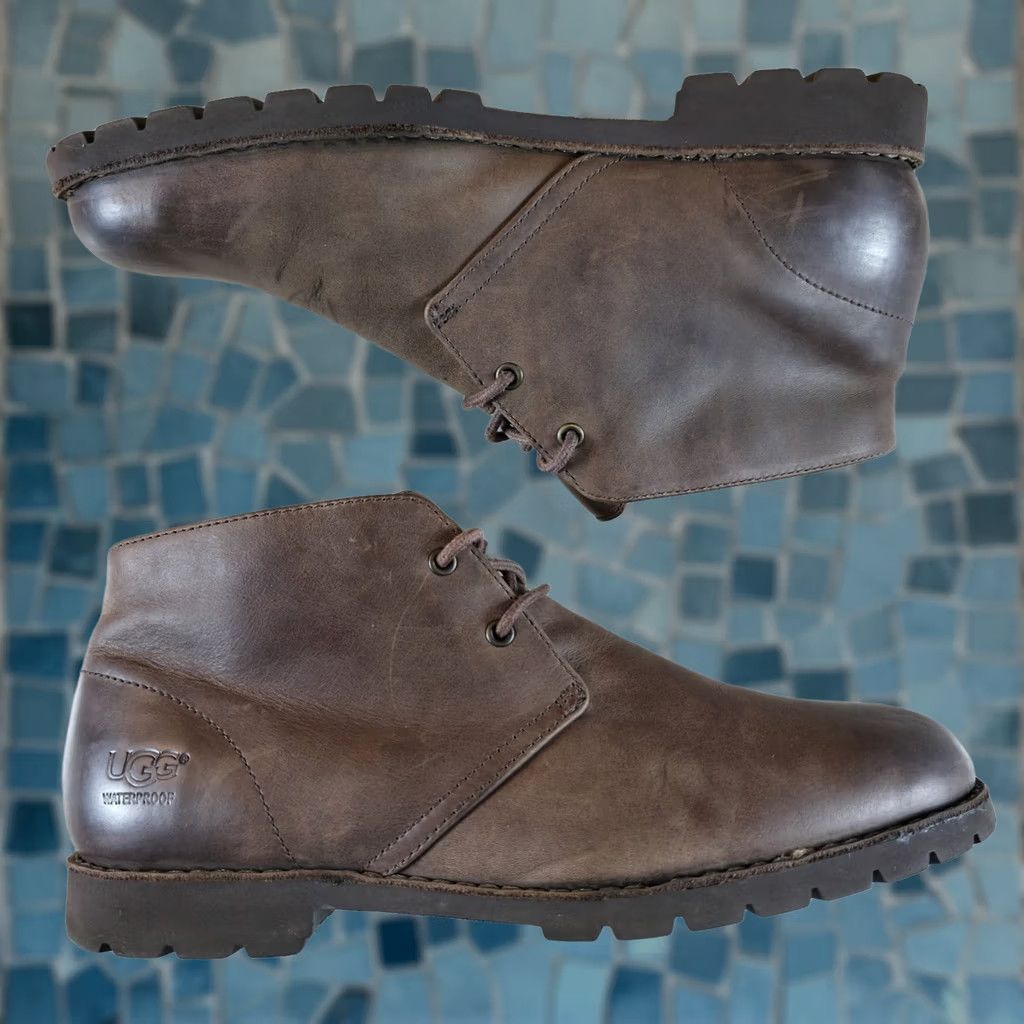 UGG Brown Leather Chukka Boots Mens US 9.5 Ugg UGG Groveland Chukka Boots Mens Size 9.5 Brown Leather  main image 3