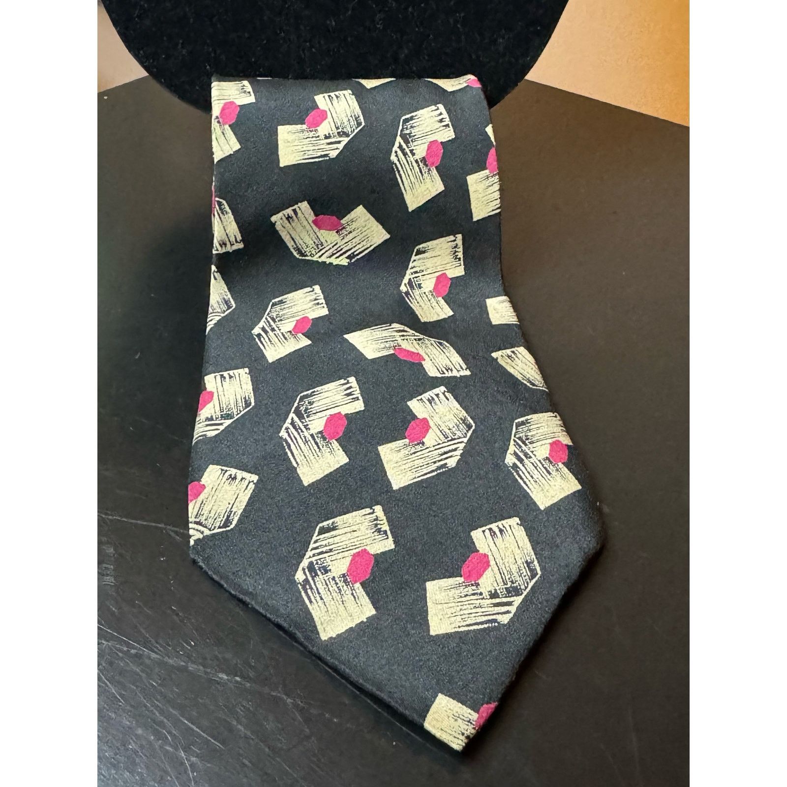 Valentino Valentino Cravatte Vintage Hand Made Silk Tie EUC Size ONE SIZE - 3 Thumbnail