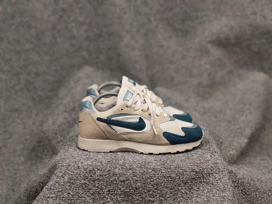 Nike Vintage 96's Nike Outburst White Blue Rare Sneakers Size US 8 / IT 38 - 1 Thumbnail
