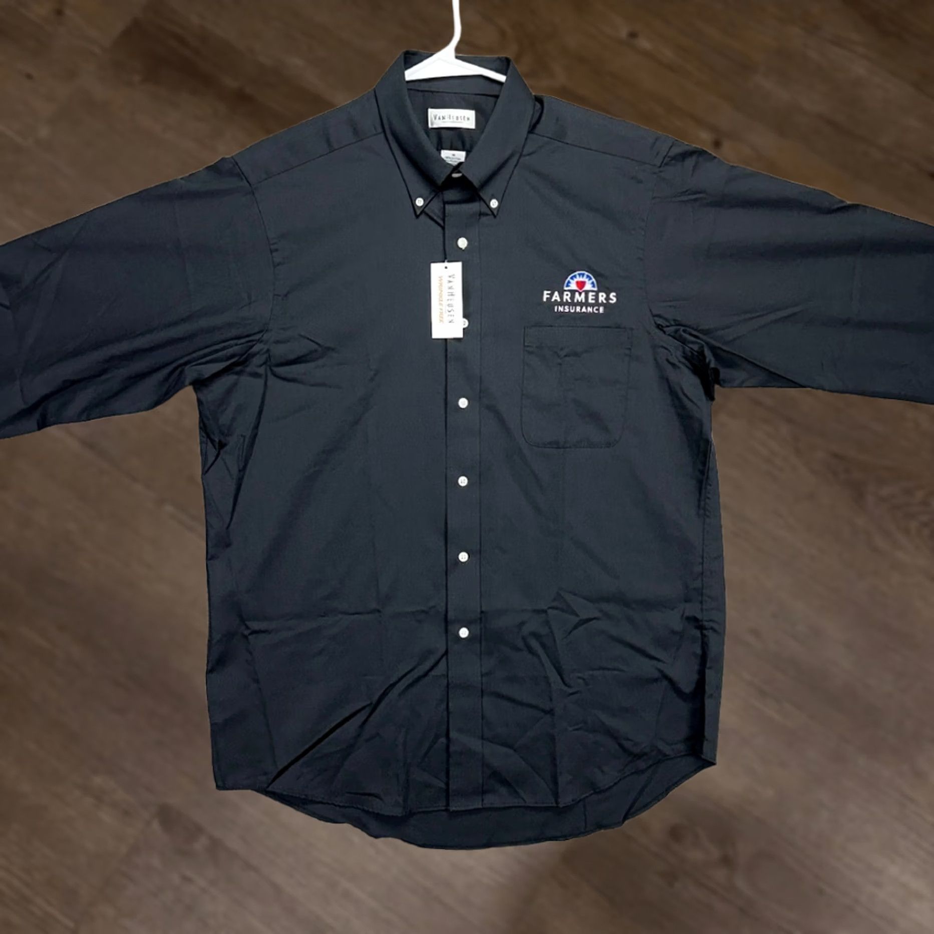 Van Heusen VINTAGE is not applicable here. Size 40R - 1 Thumbnail