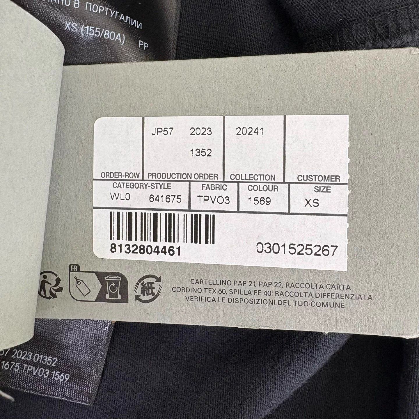 Balenciaga BLCG Graffiti Print Black XS T-shirt Size US XS / EU 42 / 0 - 6 Thumbnail