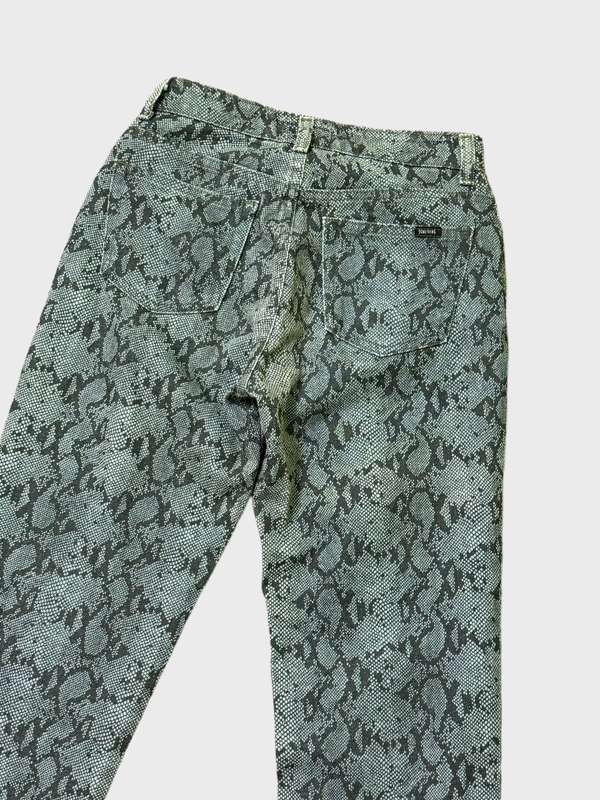 Hysteric Glamour × Japanese Brand × Vintage Something Python Snake Washed Overprint Jeans Size 24" / US 00 / IT 34 - 10 Thumbnail