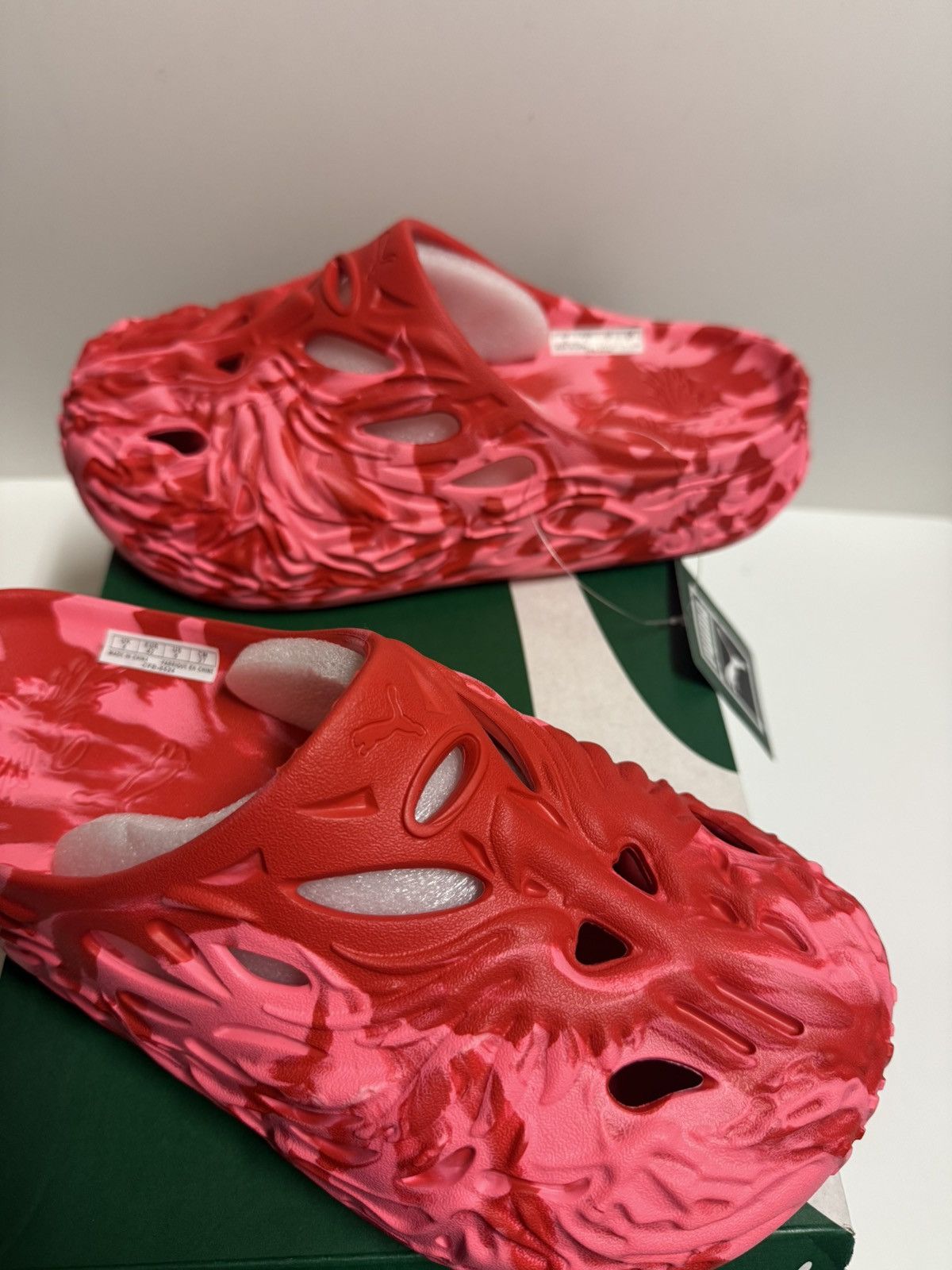 Puma Puma Mb.04 Slide LaMelo Ball Red Pink Size 9 Size US 9 / EU 42 - 4 Thumbnail