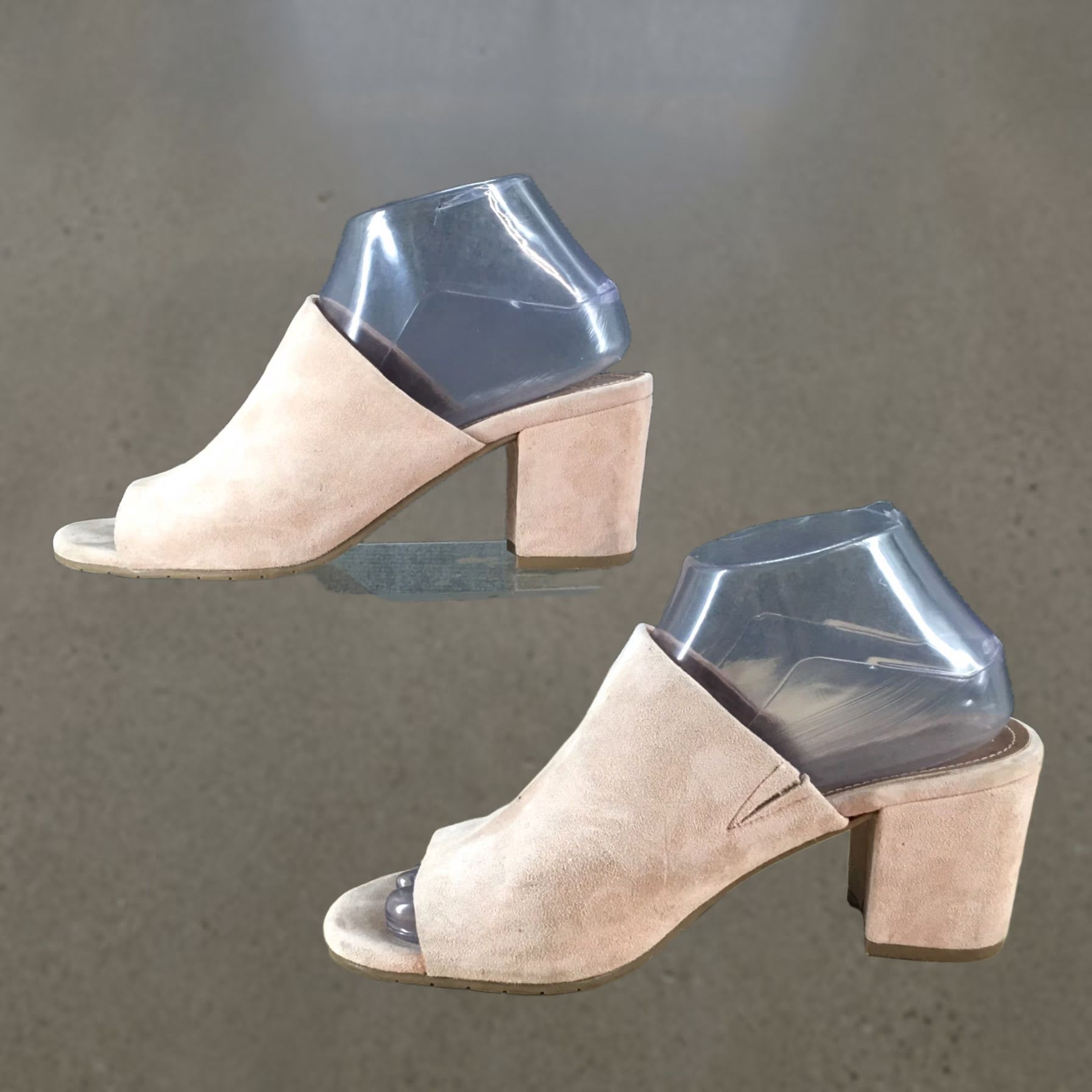 Kenneth Cole Reaction Kenneth Cole Sandals Womens 7.5M Mass Ter Mind Slides Pink Faux Leather Size US 8 / IT 38 - 1 Thumbnail