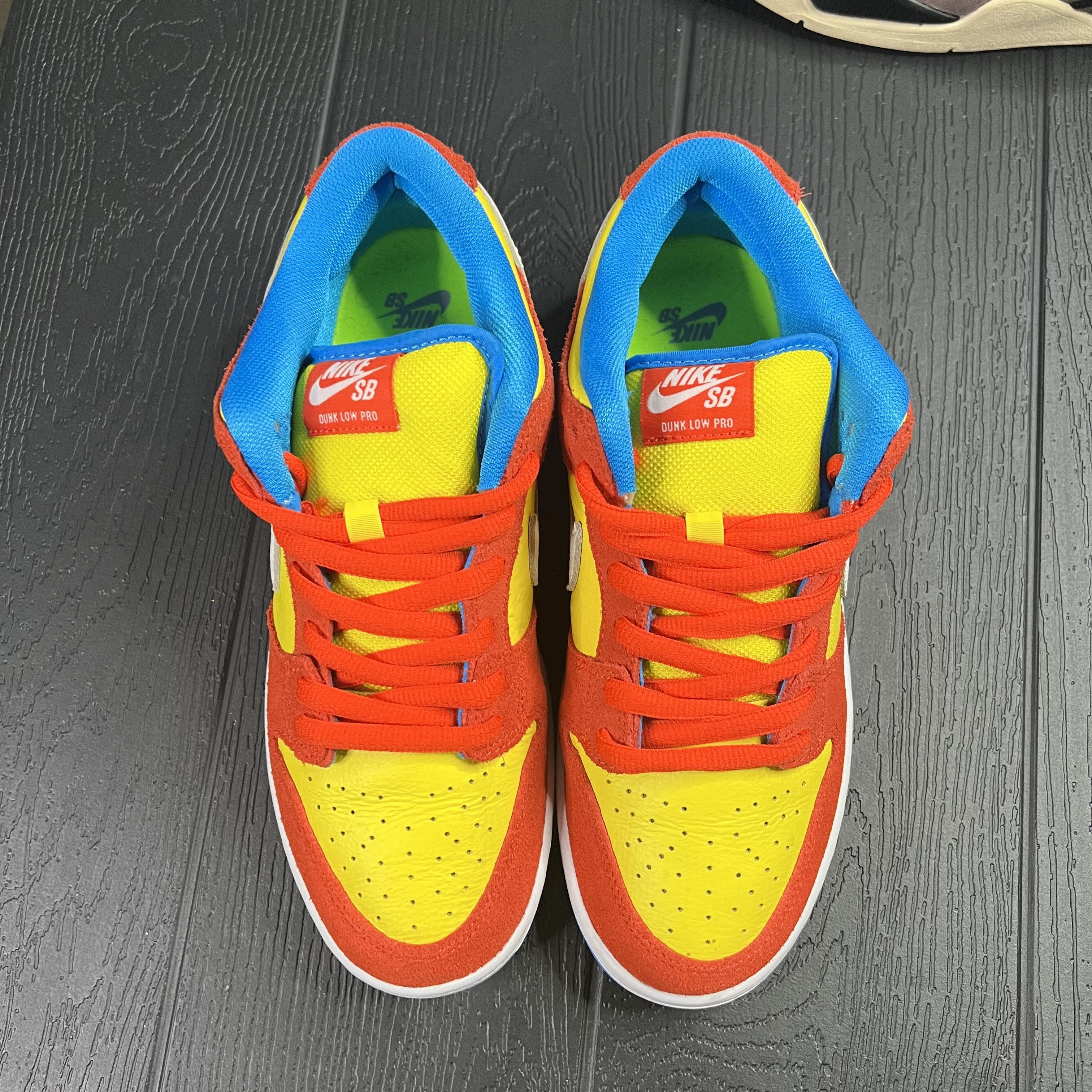 Nike Nike SB Dunk Low Pro Bart Simpson (2022) Size US 9 / EU 42 - 8 Thumbnail
