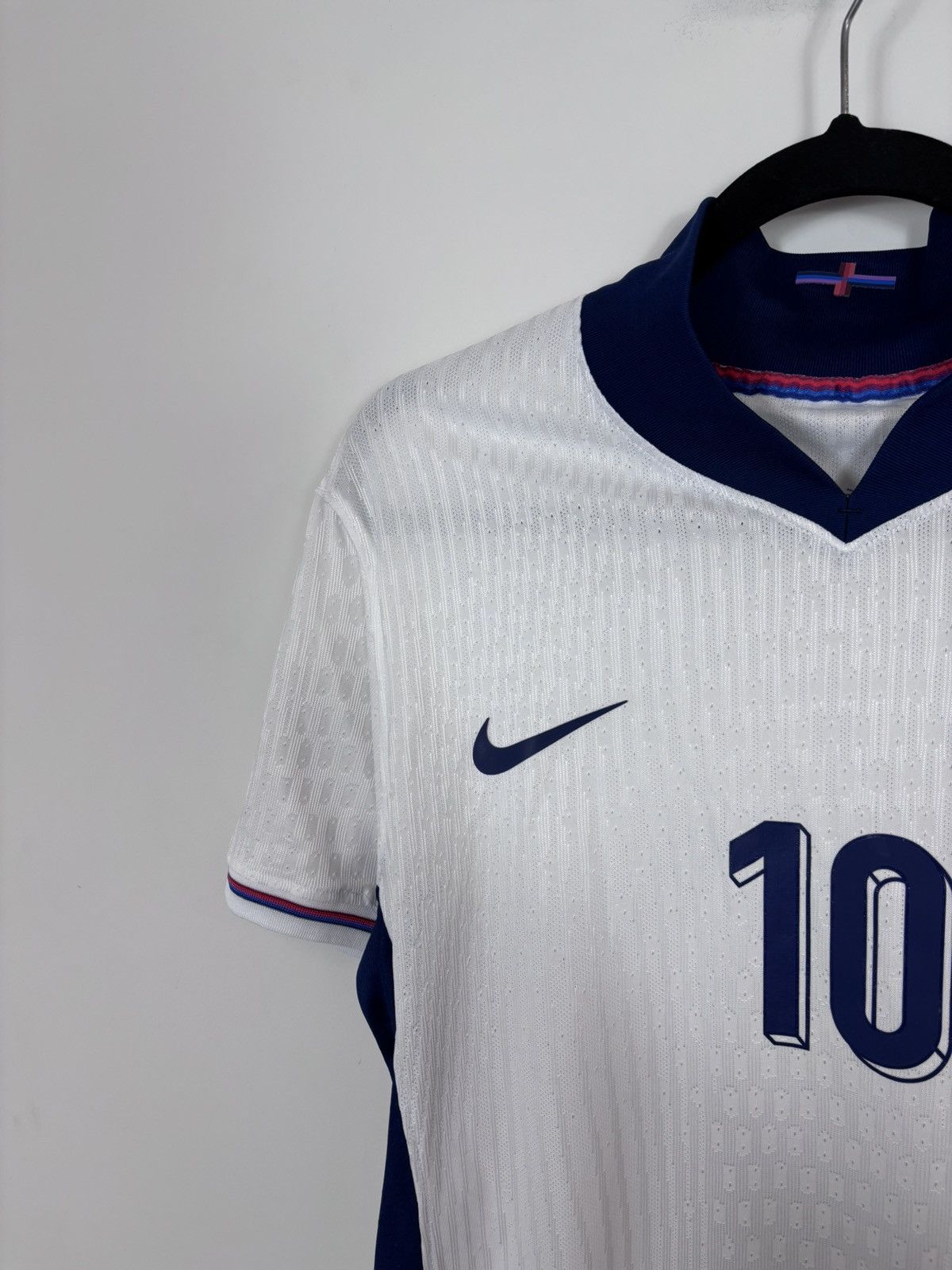 Nike Nike England 2024 Home Sterling #10 Football Soccer Jersey Size US S / EU 44-46 / 1 - 4 Thumbnail
