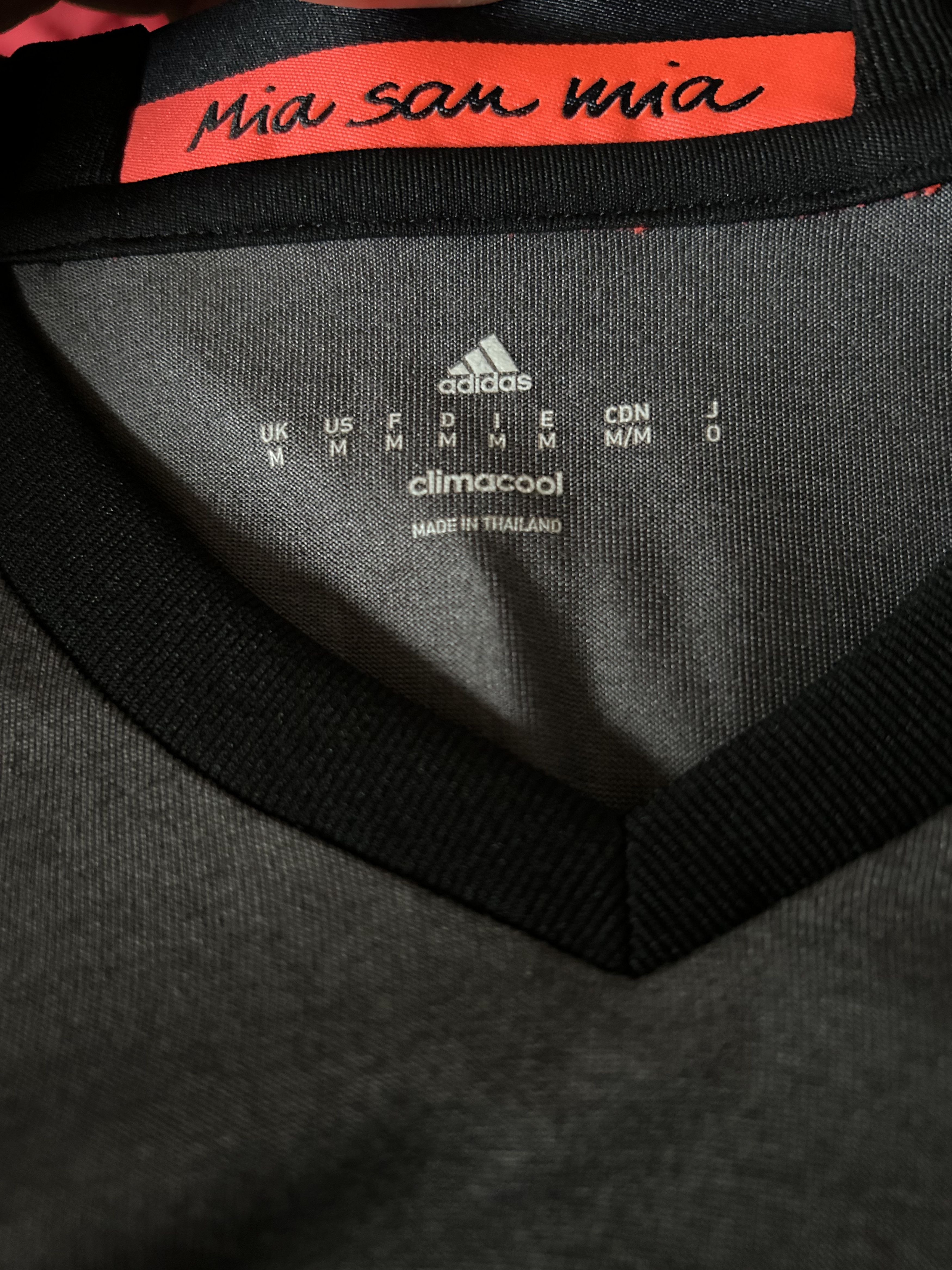Adidas Shirt BAYERN MUNICH F.C. 2016 - 2017 - Adidas - M - UNIQUE Size US M / EU 48-50 / 2 - 7 Thumbnail