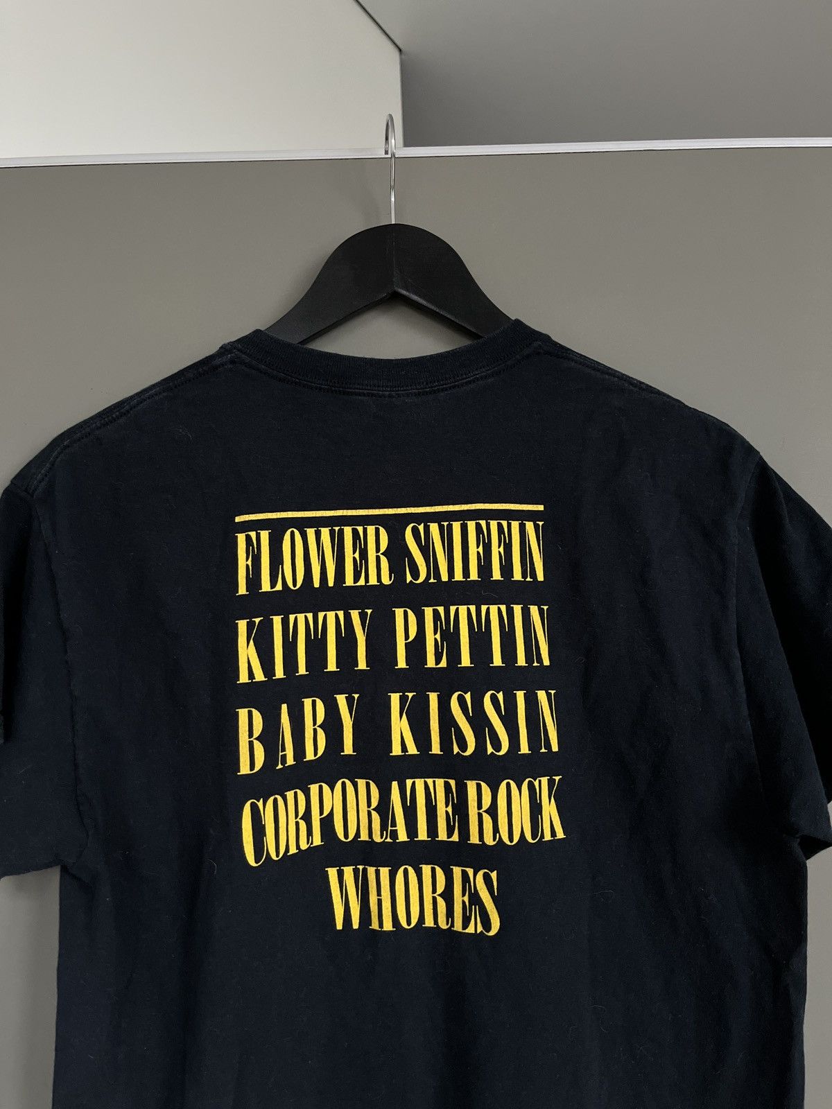 Nirvana Nirvana 2015 Iconic Smile Logo T-shirt Size US M / EU 48-50 / 2 - 5 Thumbnail