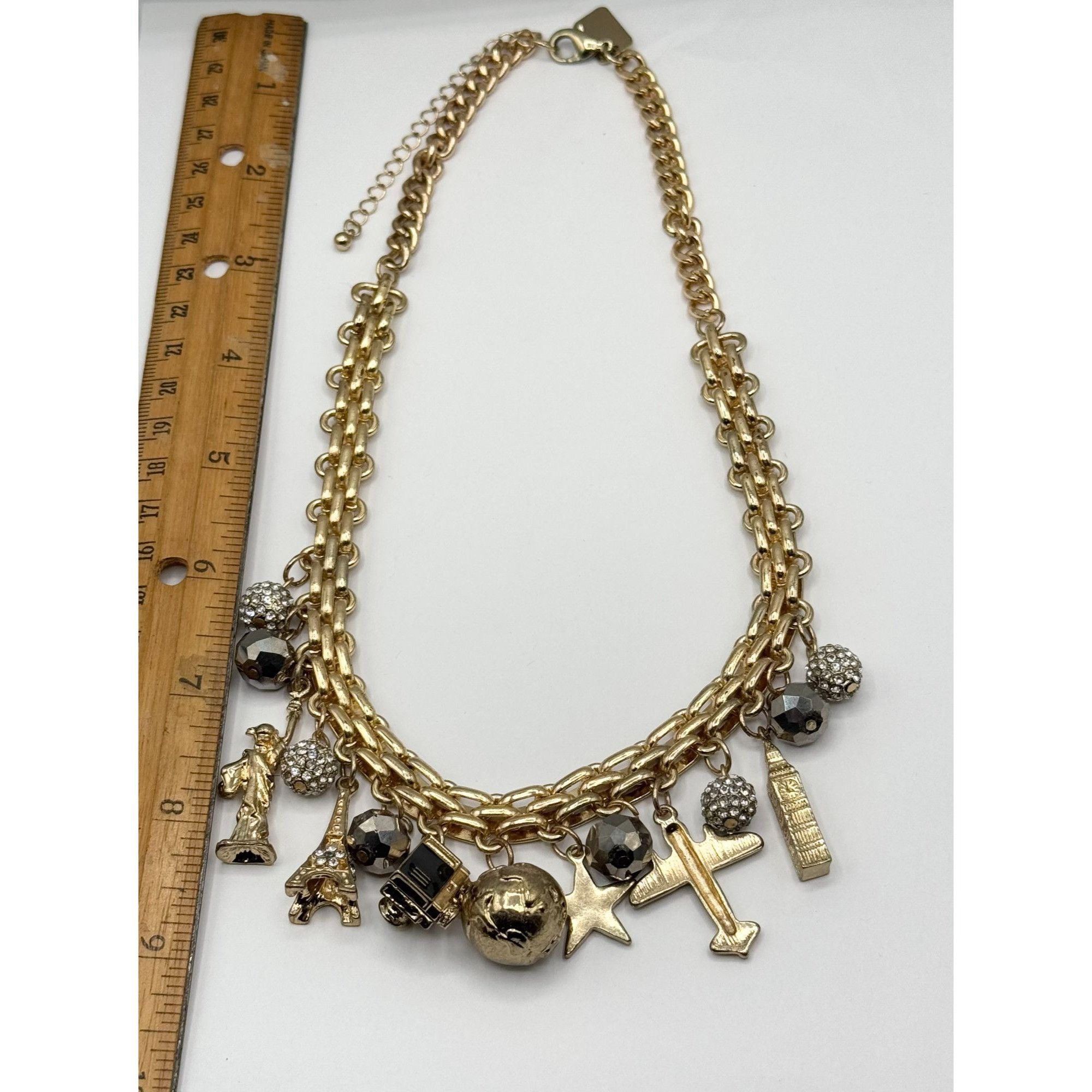 Vintage Off Park Collection White Crystal Gold Tone Travel Charm Nec Size ONE SIZE - 4 Thumbnail