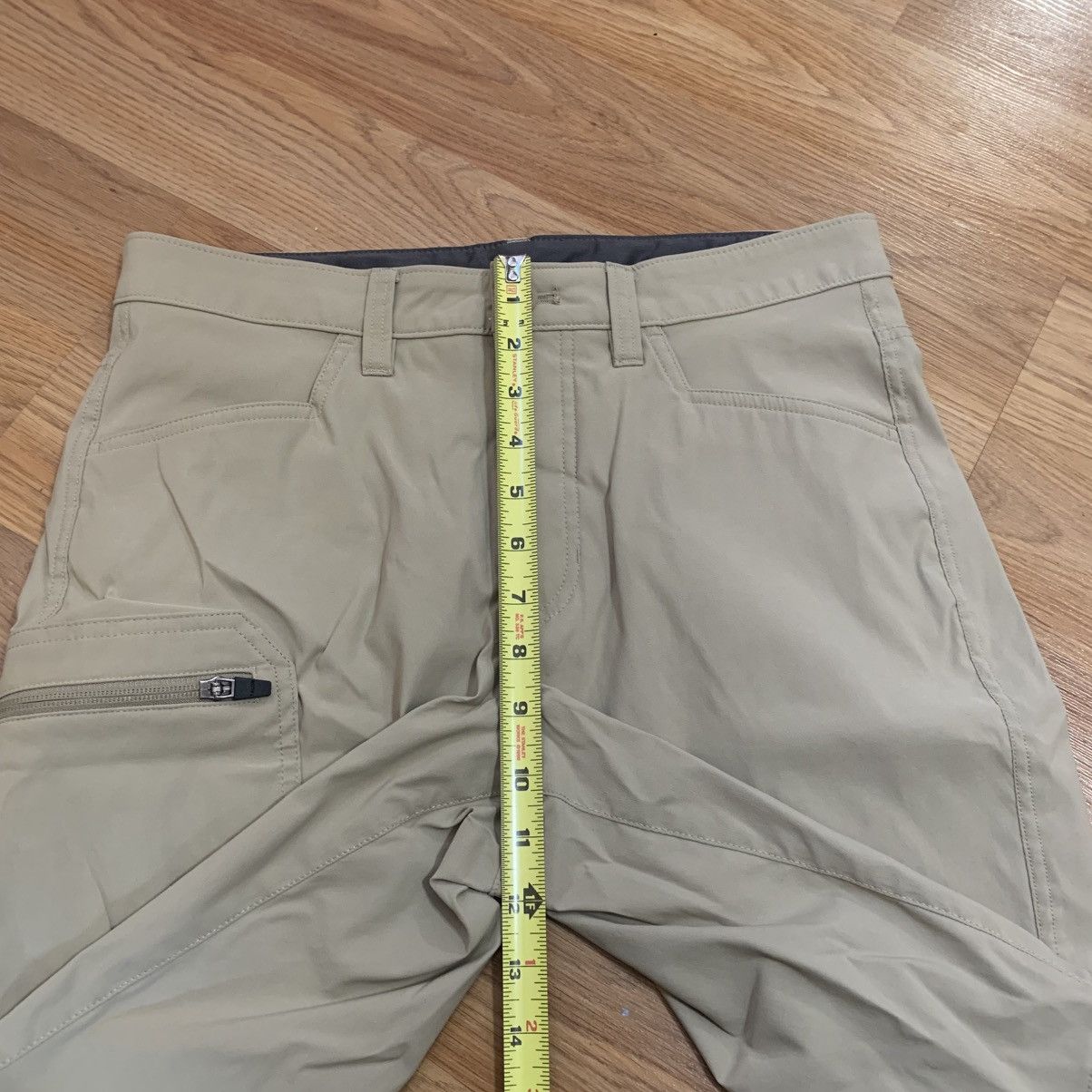 Eddie Bauer Sz 30- Eddie Bauer Rainer Shorts (Tan) Size US 30 / EU 46 - 5 Thumbnail
