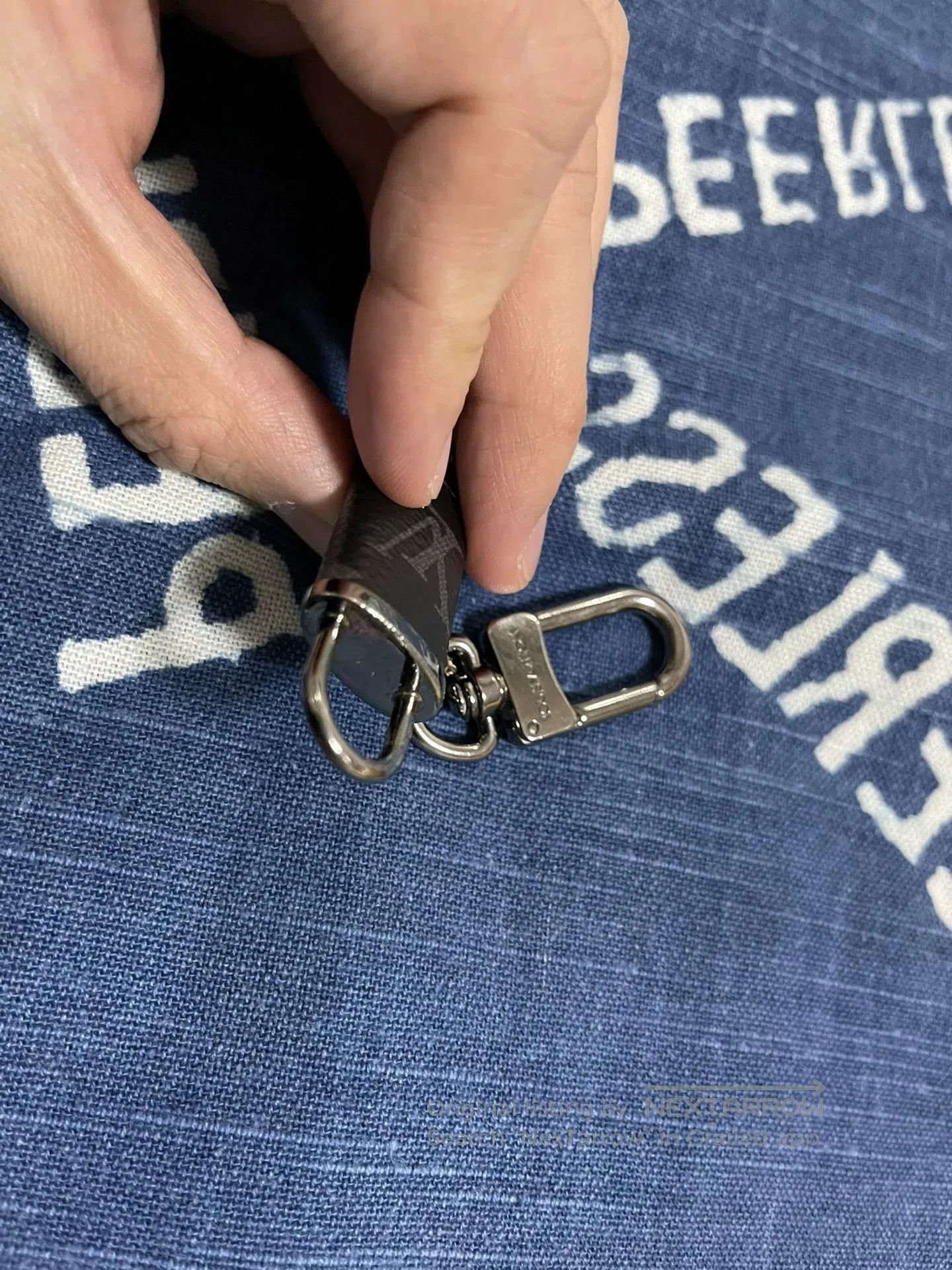 Louis Vuitton Louis Vuitton Whistle Keychain Pendant. Size ONE SIZE - 5 Thumbnail