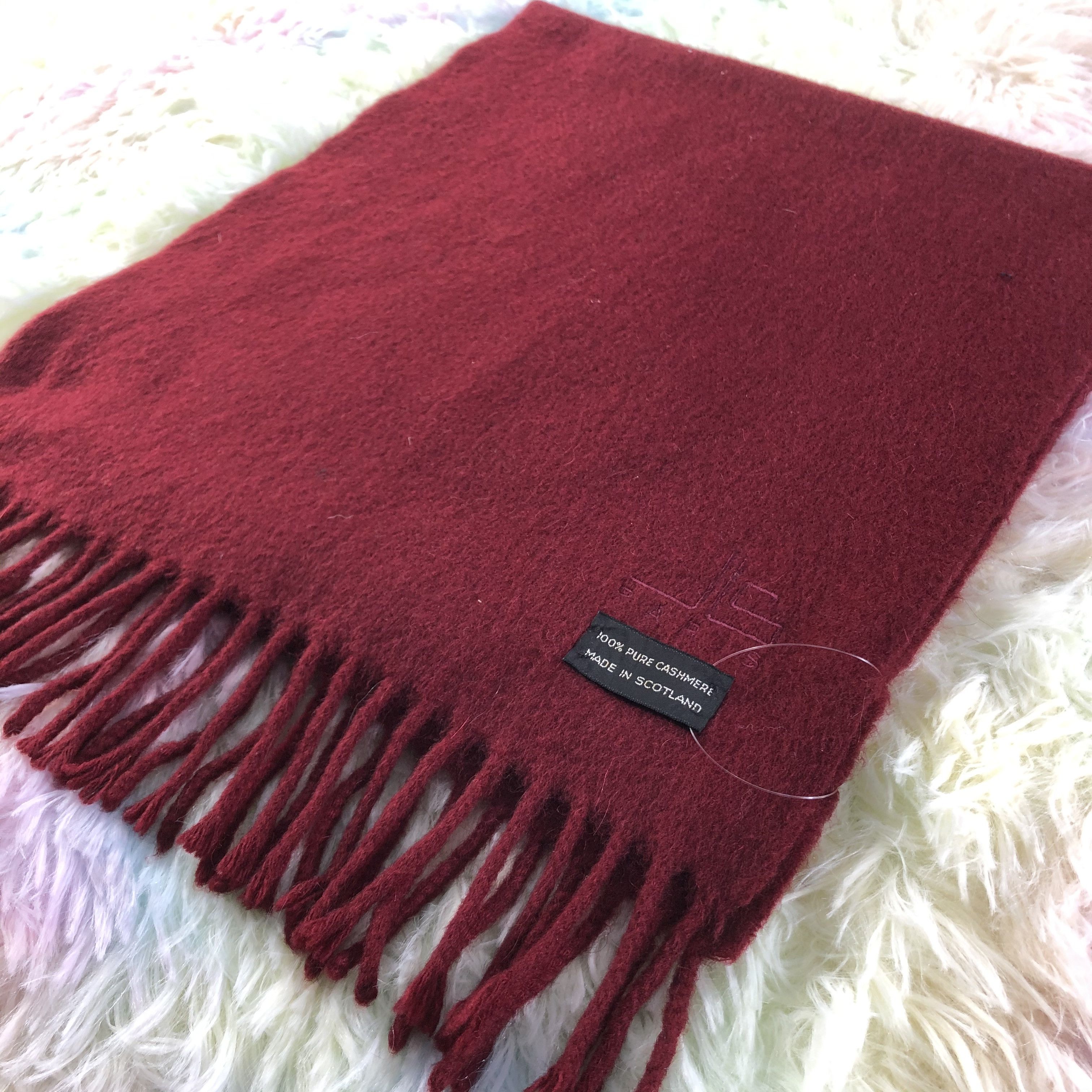 Jean-Louis Scherrer Jean Louis Scherrer Scarf / Muffler / Neckwear - KM133 Size ONE SIZE - 3 Thumbnail