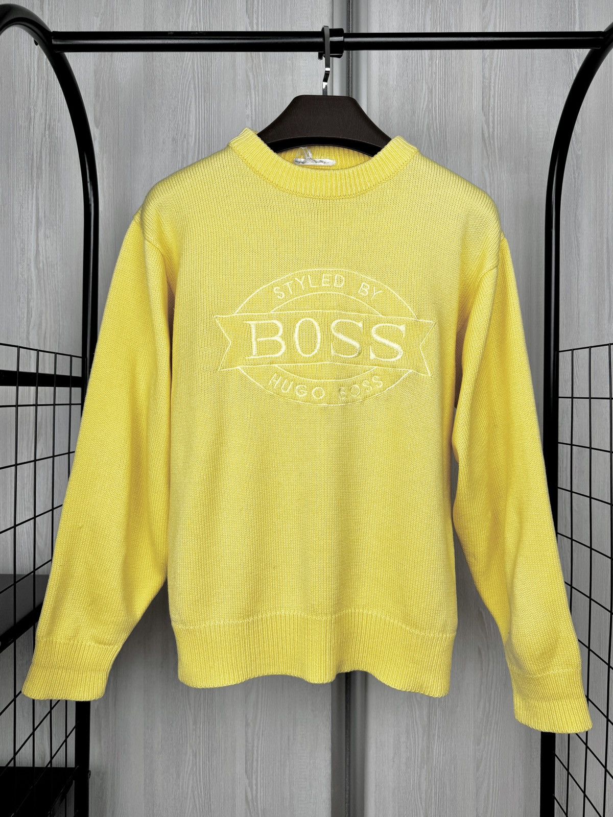 Hugo Boss Vintage Hugo Boss Knit Sweater Pullover Embroidered Big Logo Size US M / EU 48-50 / 2 - 2 Thumbnail