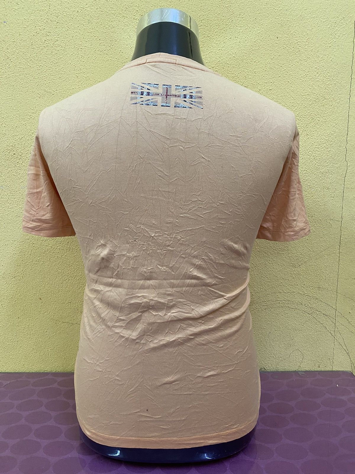 Burberry BURBERRY TSHIRT Size US L / EU 52-54 / 3 - 5 Thumbnail