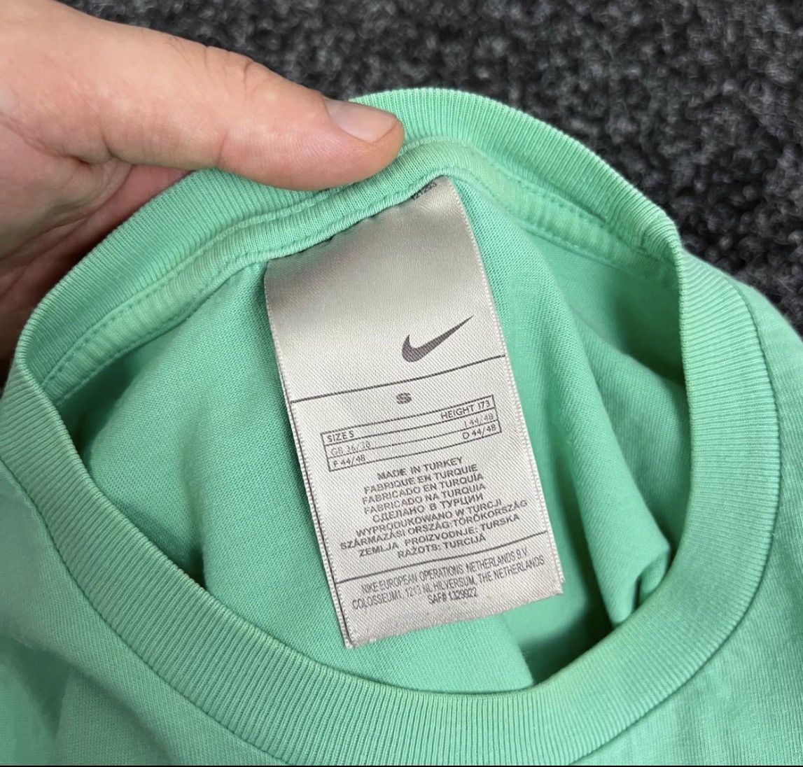 Nike Nike vintage t-shirt big swoosh 90s tee techwear drill Size US S / EU 44-46 / 1 - 4 Thumbnail