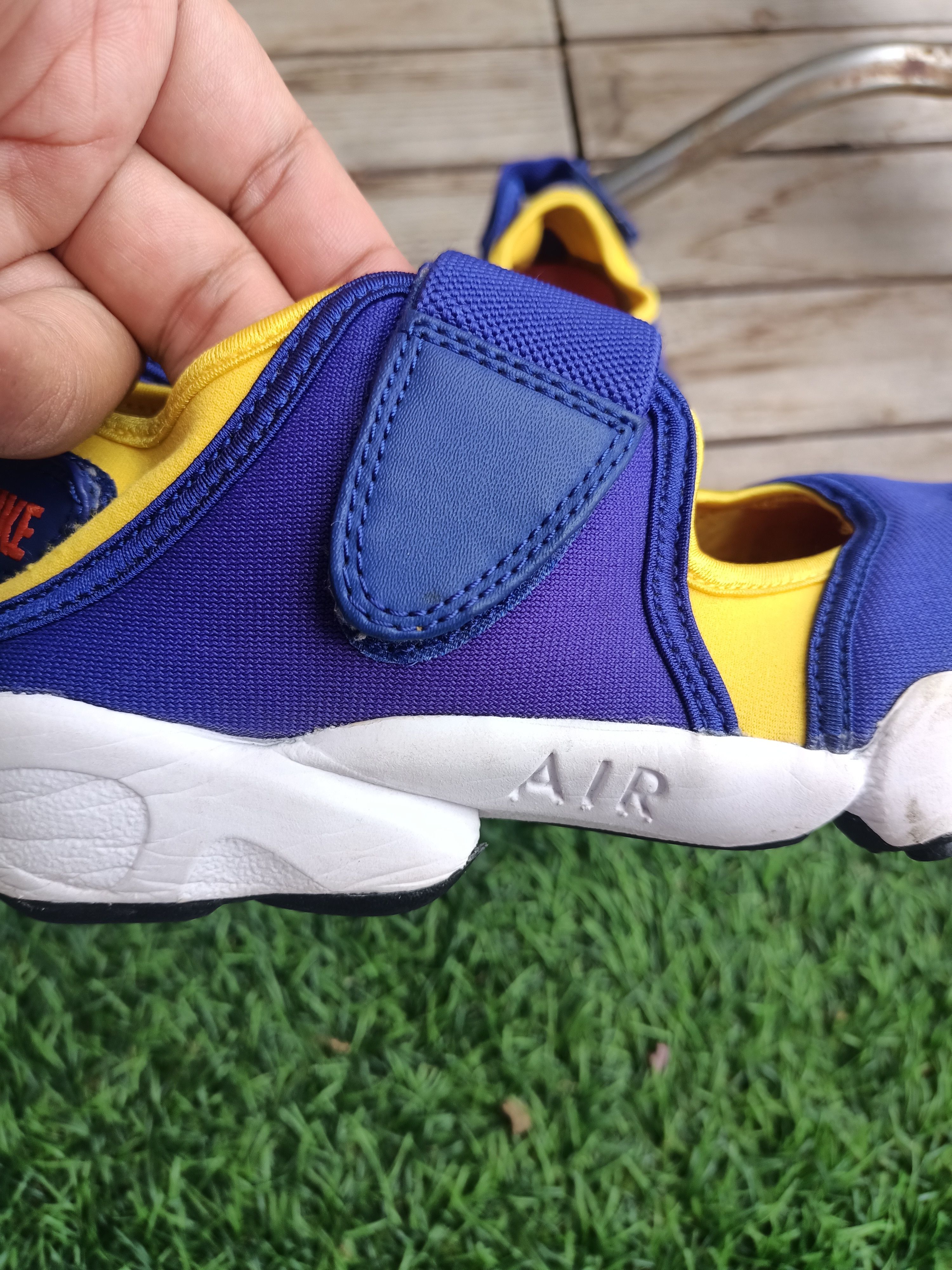Nike Nike Air Rift Concord Goldenrod (2015) Size US 4 / IT 34 - 7 Thumbnail
