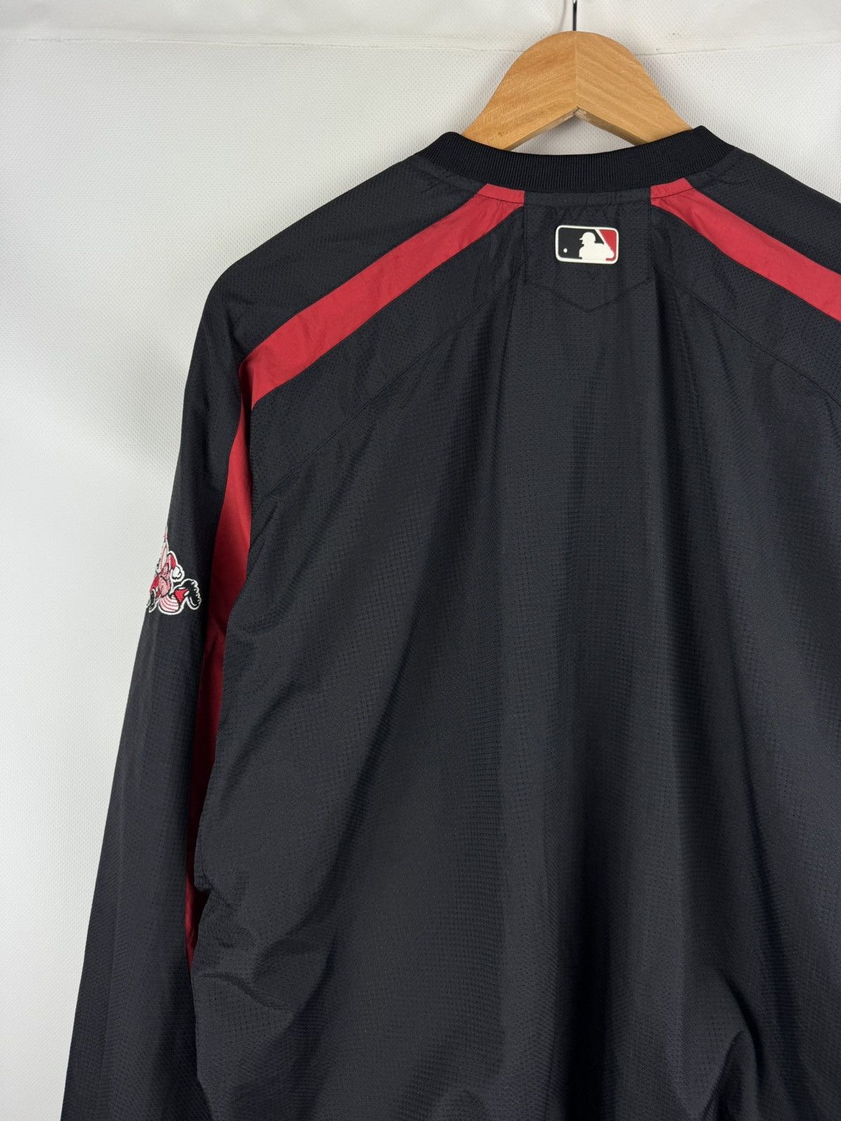 Majestic Majestic Cincinnati Reds Vintage Men’s Anorak Jacket Size M Size US M / EU 48-50 / 2 - 24 Thumbnail