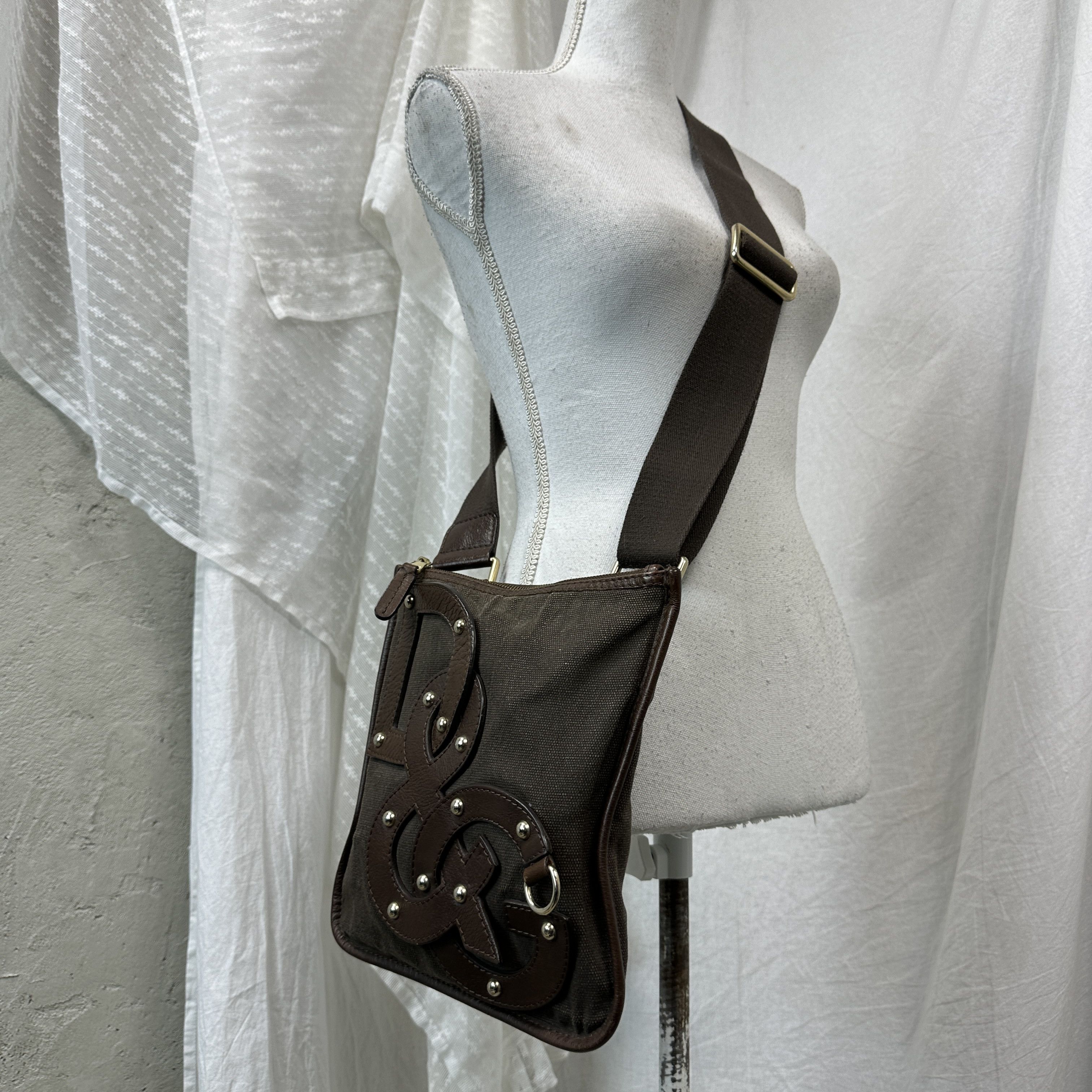 Dolce & Gabbana Vintage Leather Studded Crossbody Dolce&Gabbana Bag Size ONE SIZE - 1 Thumbnail