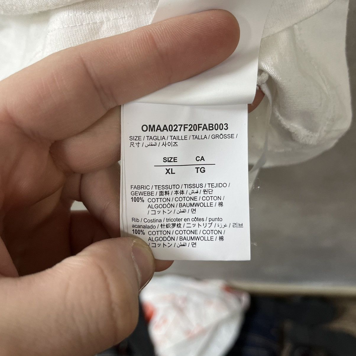 Off White T-shirt Big Logo
