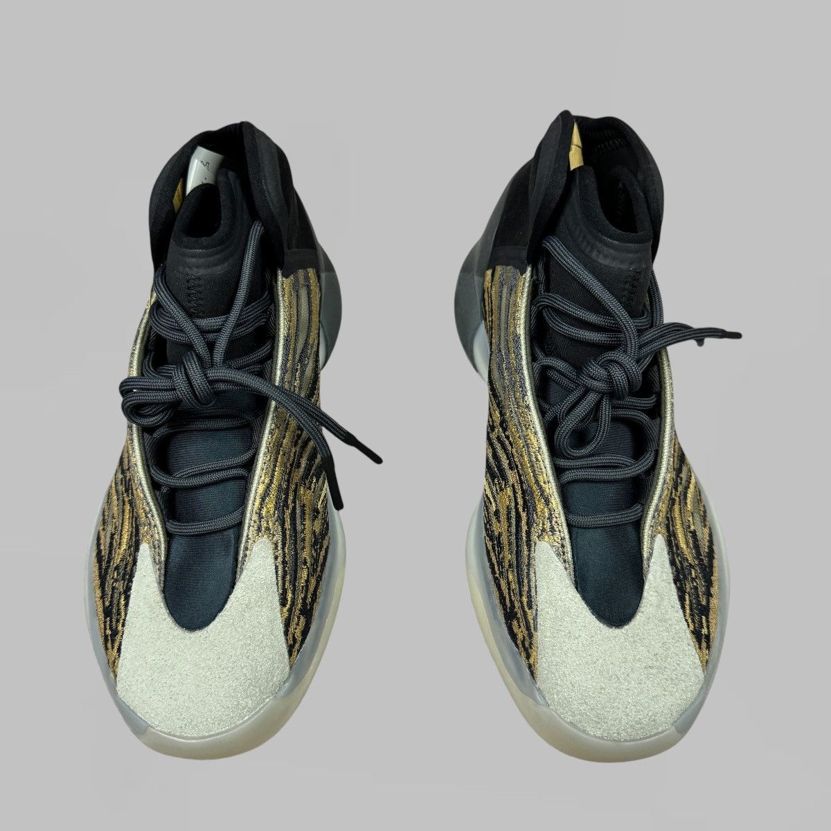 Yeezy YEEZY QNTM AMBTIN HIGH OG NEW SIZE 44,5 Size US 10.5 / EU 43-44 - 1 Thumbnail