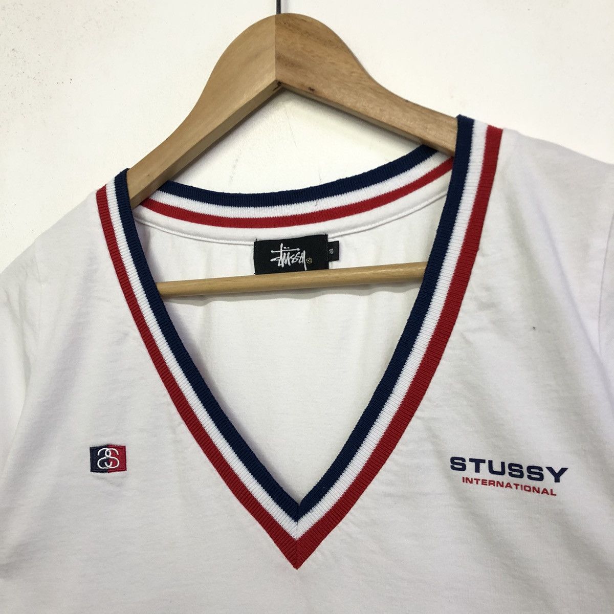 Stussy Stussy International V Neck Women’s Tshirt Size M / US 6-8 / IT 42-44 - 4 Thumbnail