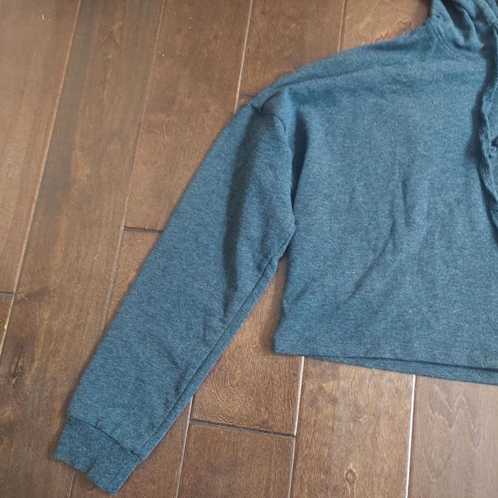 Fashion Nova Fashion Nova Hoodie Women Gray Drawstring Cropped - Size M - Pullover, Long Sleeve, Solid, Activewear, Casual, Travel, Party/Cocktail Size M / US 6-8 / IT 42-44 - 2 Thumbnail