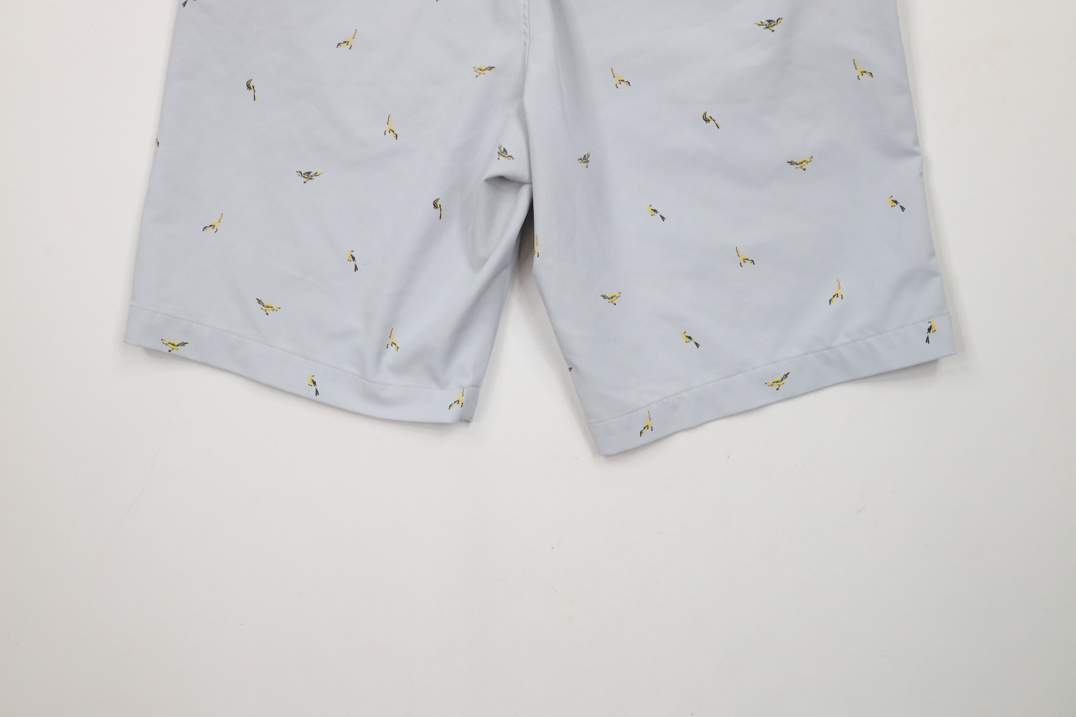 Under Armour × Vintage Under Armour All Over Print Flat Front Golf Chino Shorts Size US 30 / EU 46 - 14 Thumbnail