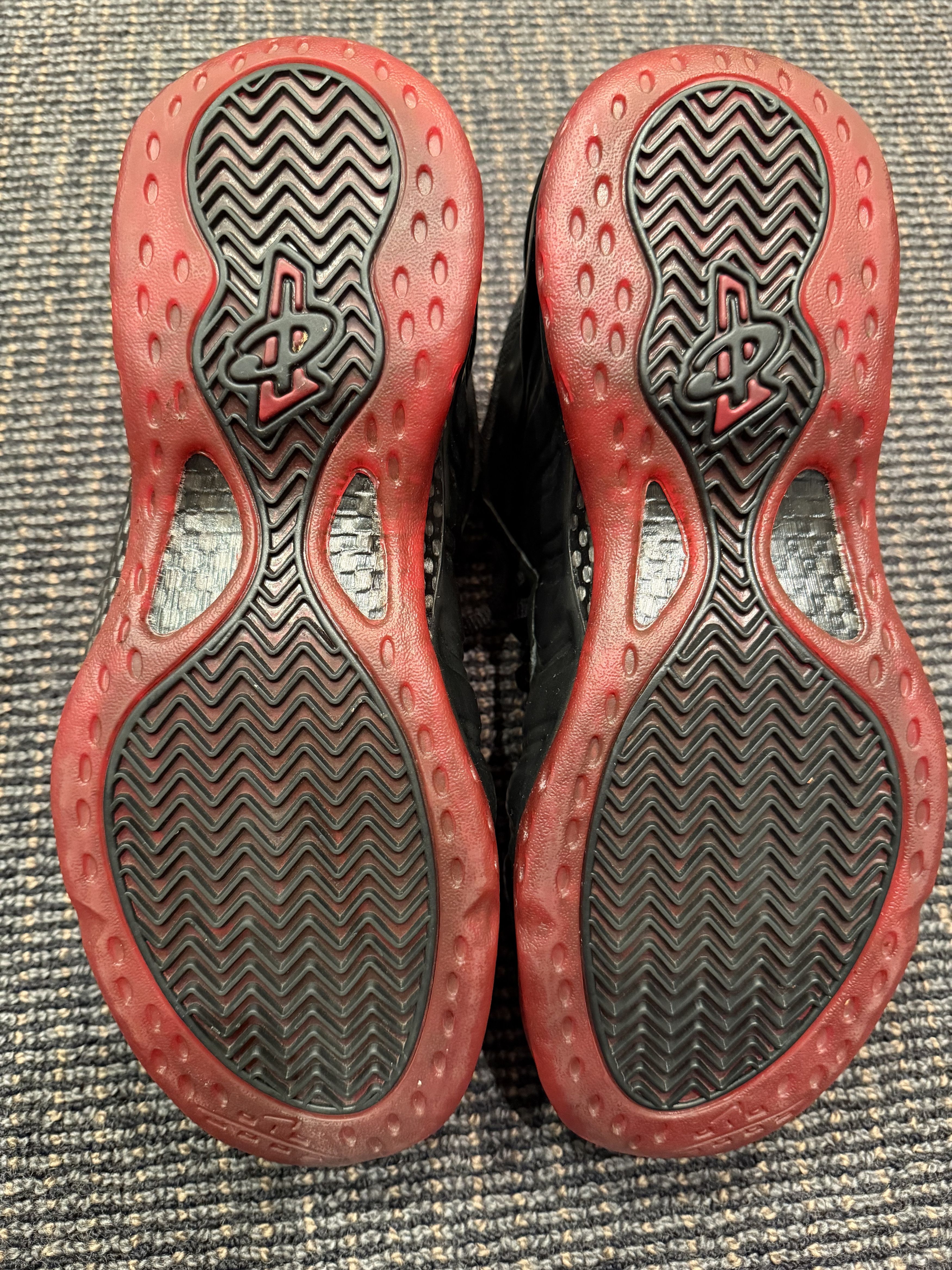 Nike Air Foamposite One Cough Drop 2011 Size US 10 / EU 43 - 4 Thumbnail