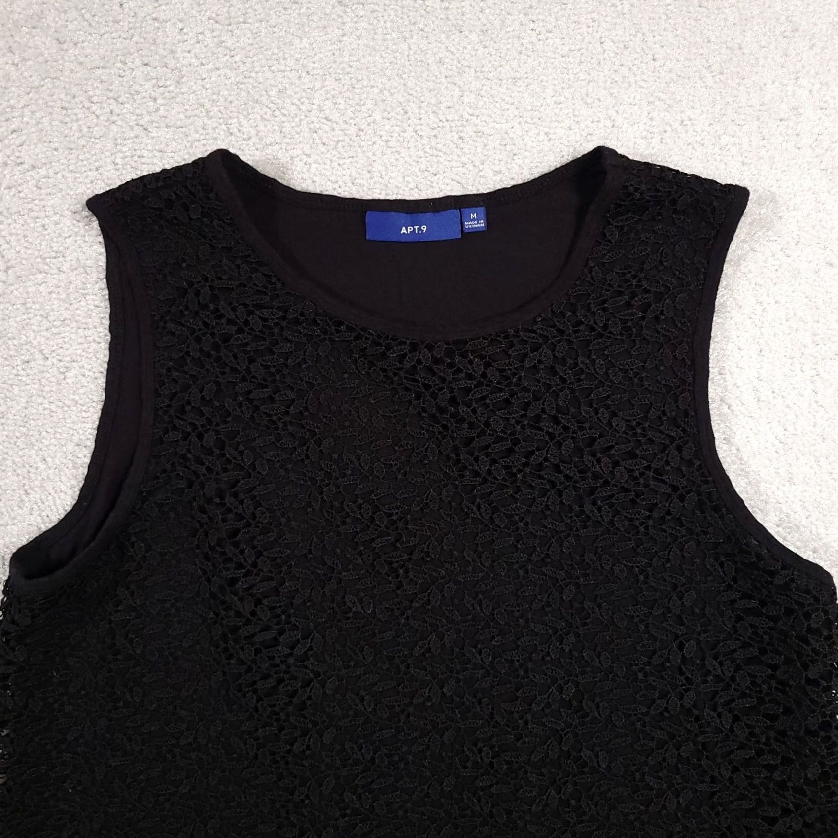 Apt. 9 VINTAGE Apt 9 Shirt Women's Medium Black Crochet Sleeveless Tank Round Hem Size M / US 6-8 / IT 42-44 - 3 Thumbnail