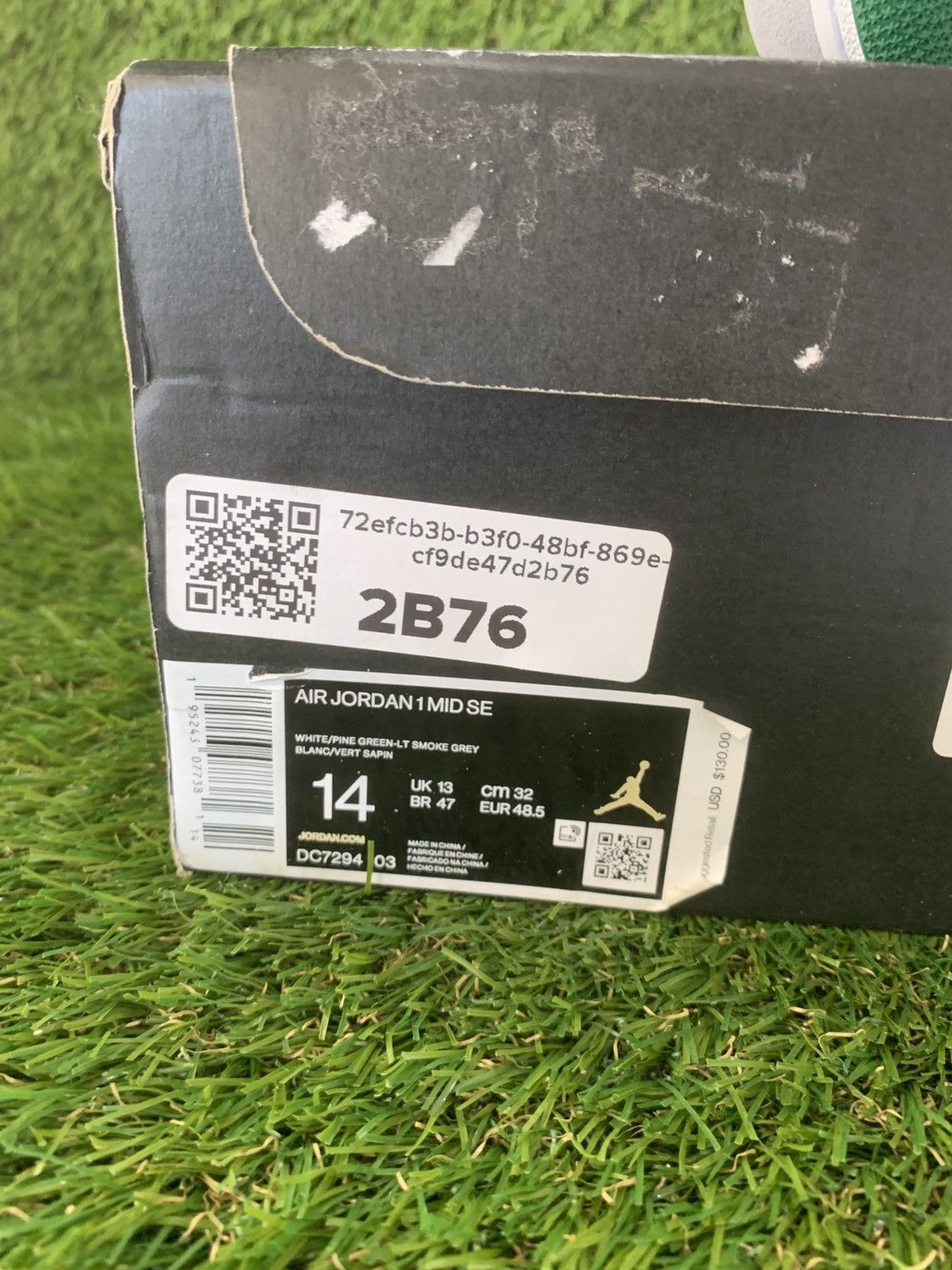 Jordan Brand Jordan 1 Mid SE White Pine Green Smoke Grey Size US 14 / EU 47 - 14 Thumbnail