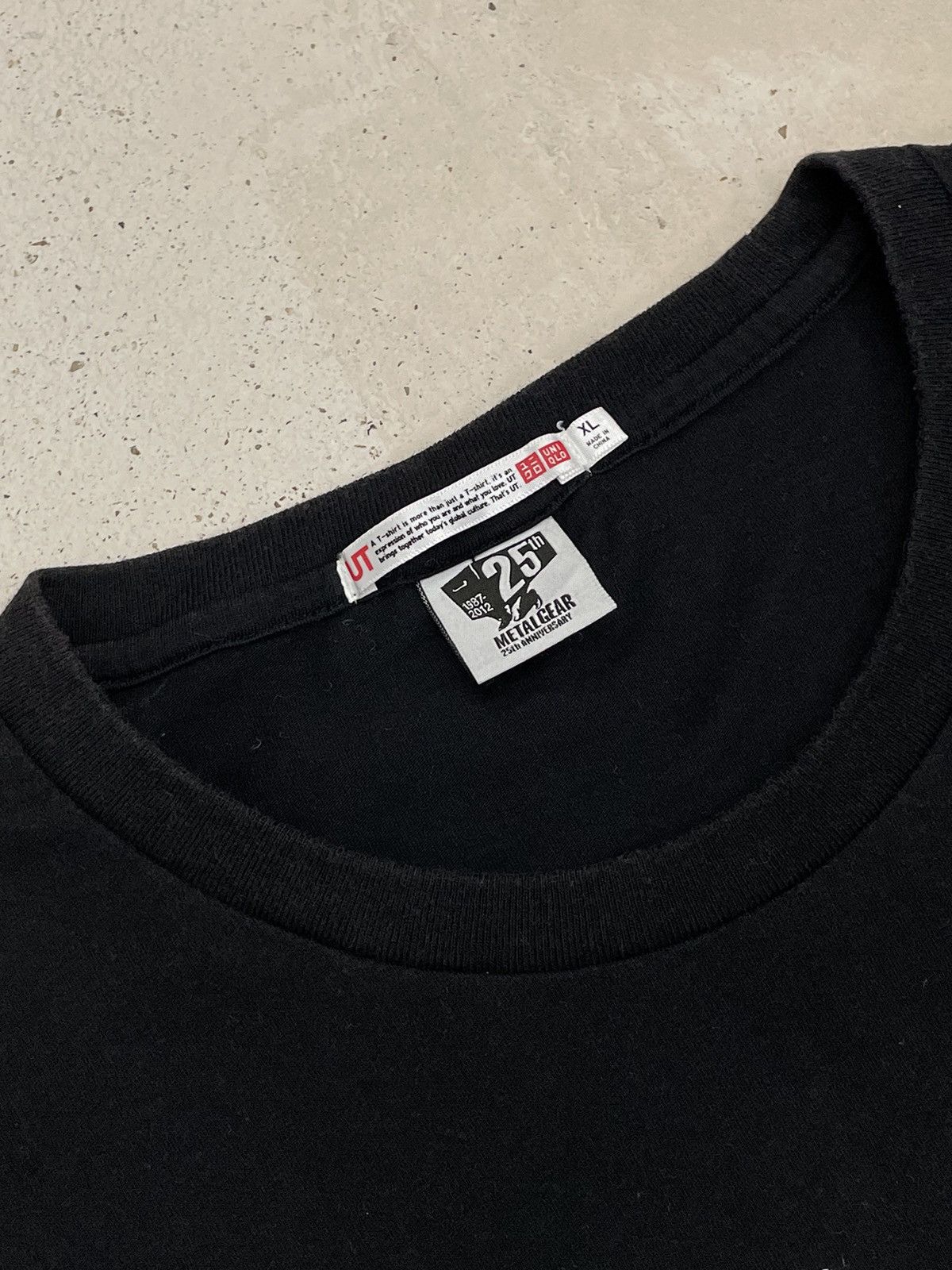 Anime Uniqlo Metal Gear Anniversary Wording Naked Solid Size US XL / EU 56 / 4 - 6 Thumbnail